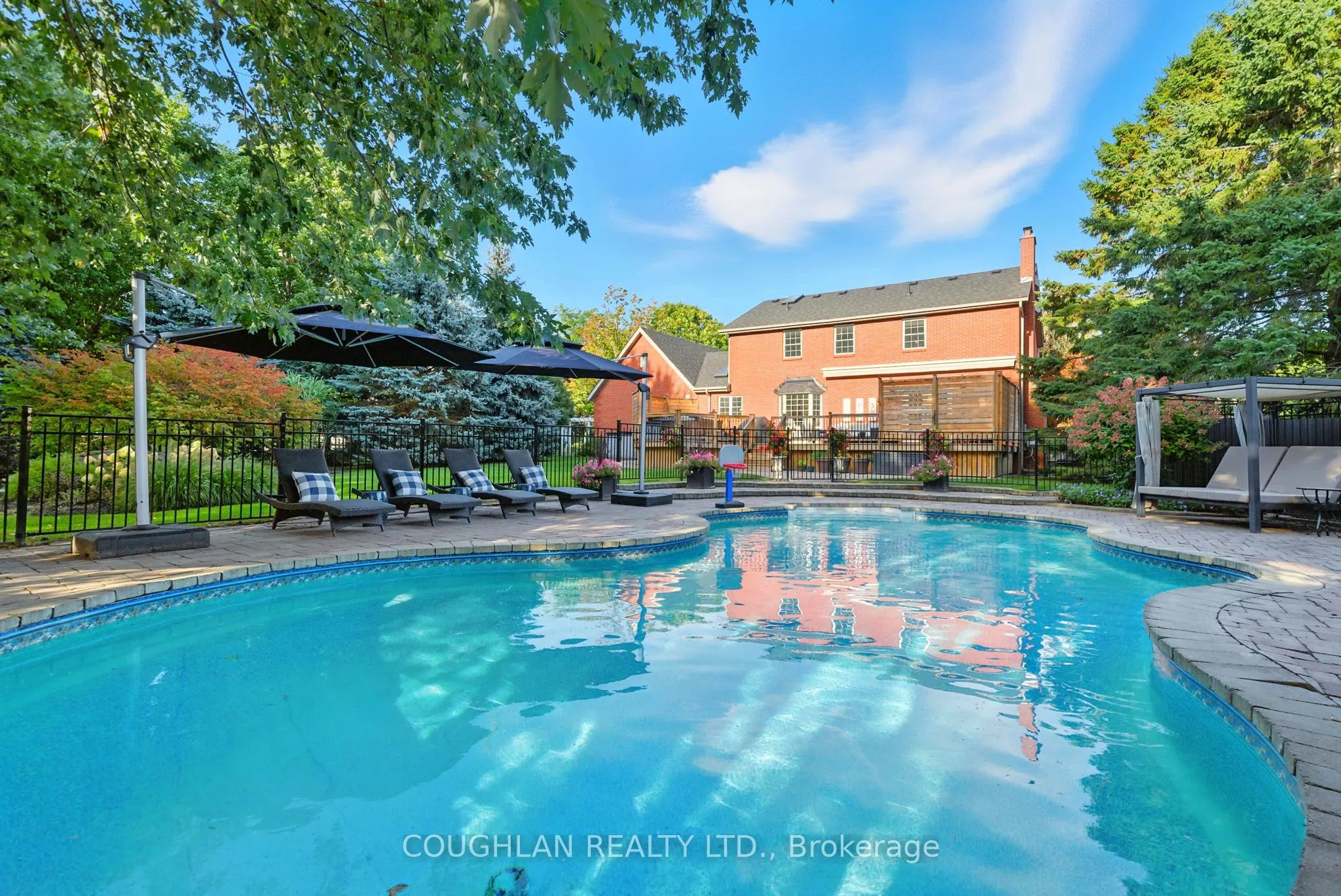 4986 Canso Drive