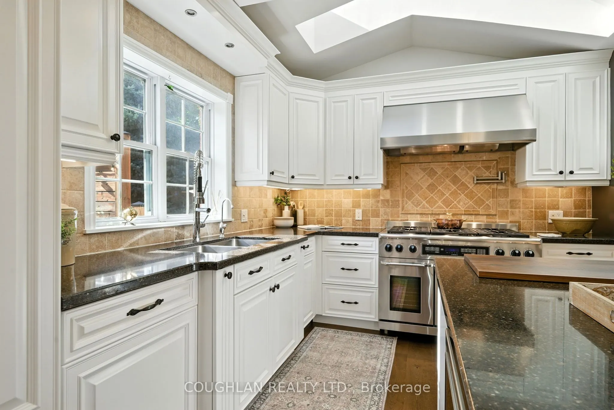 4986 Canso Drive