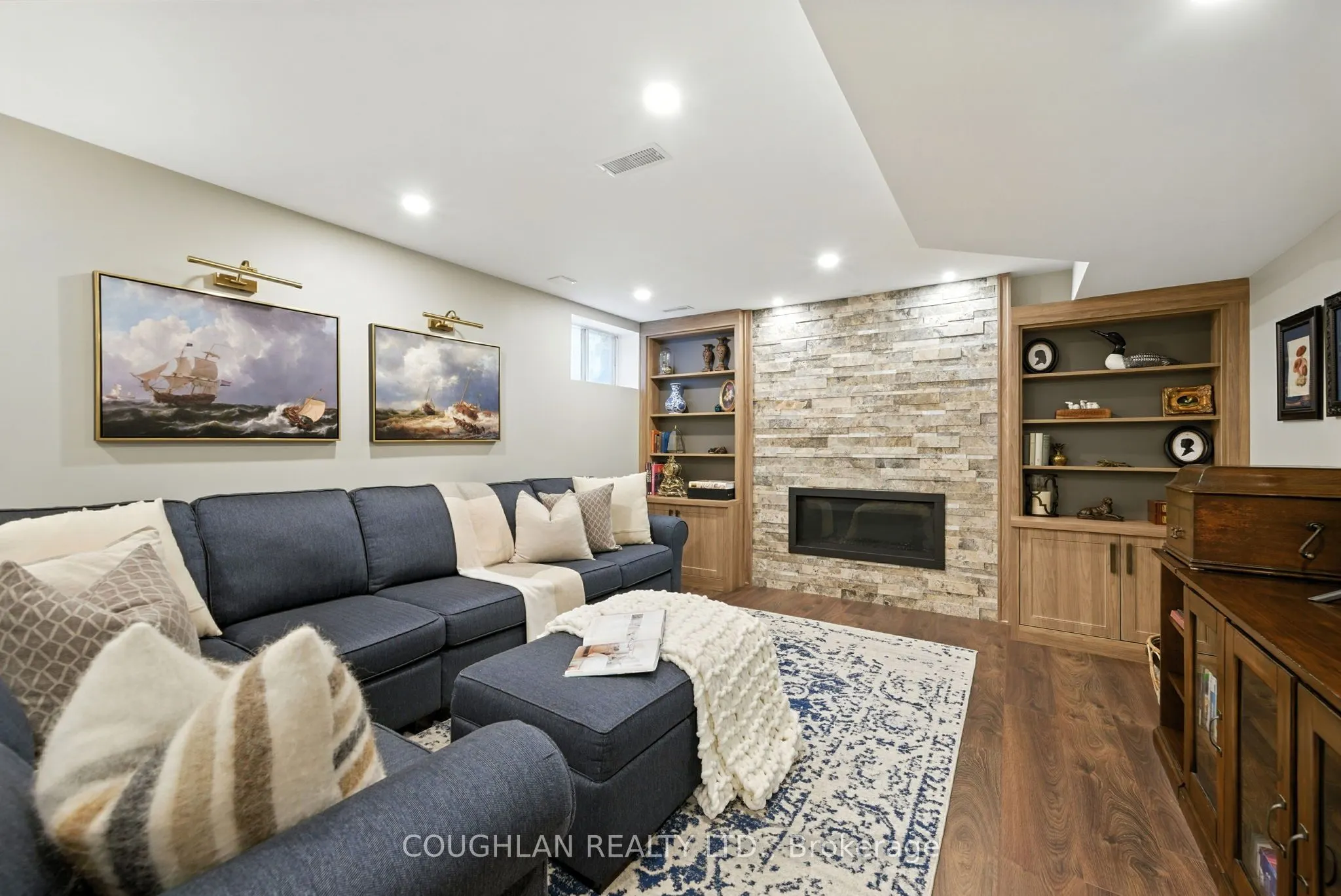 4986 Canso Drive