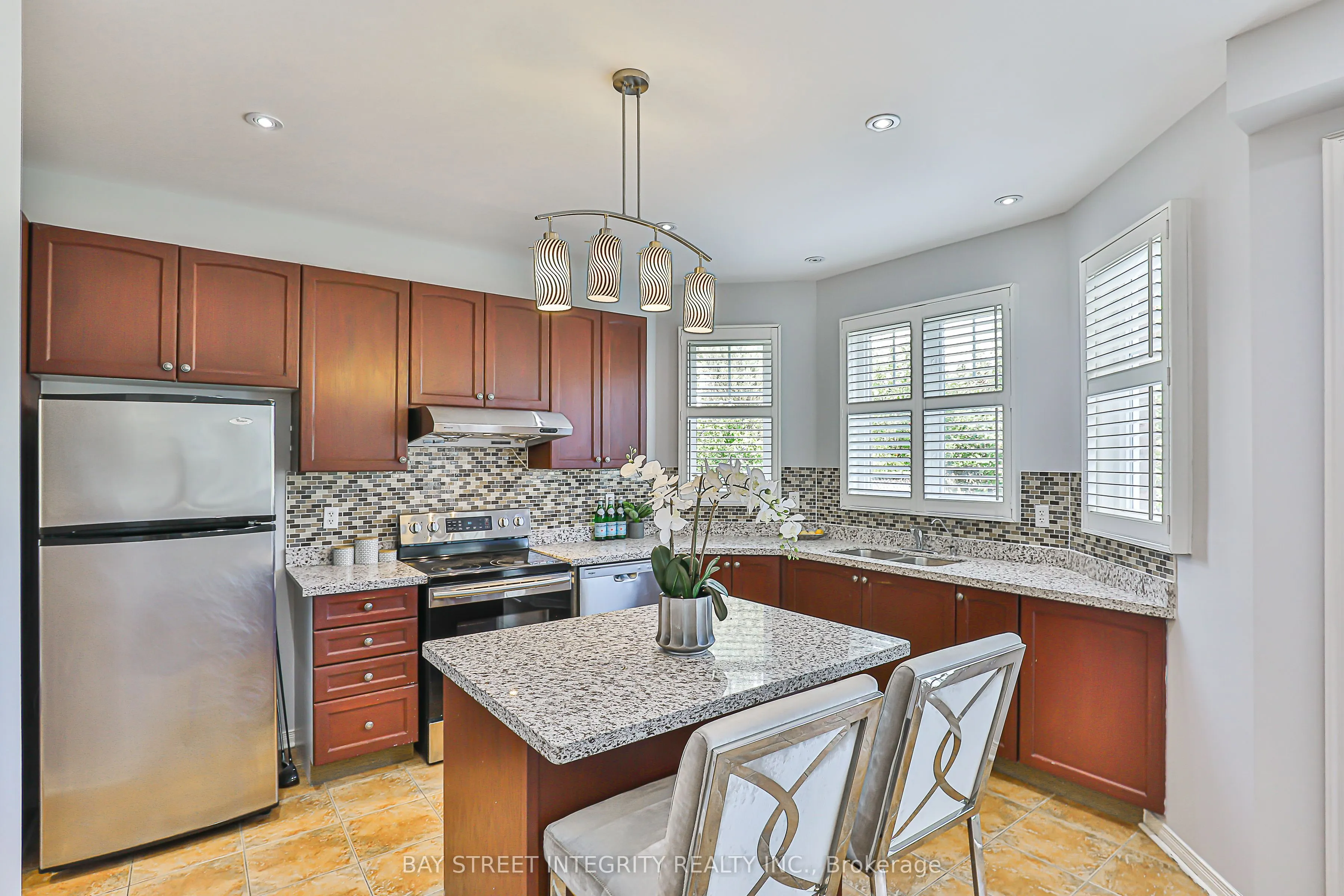 3 Headon Avenue