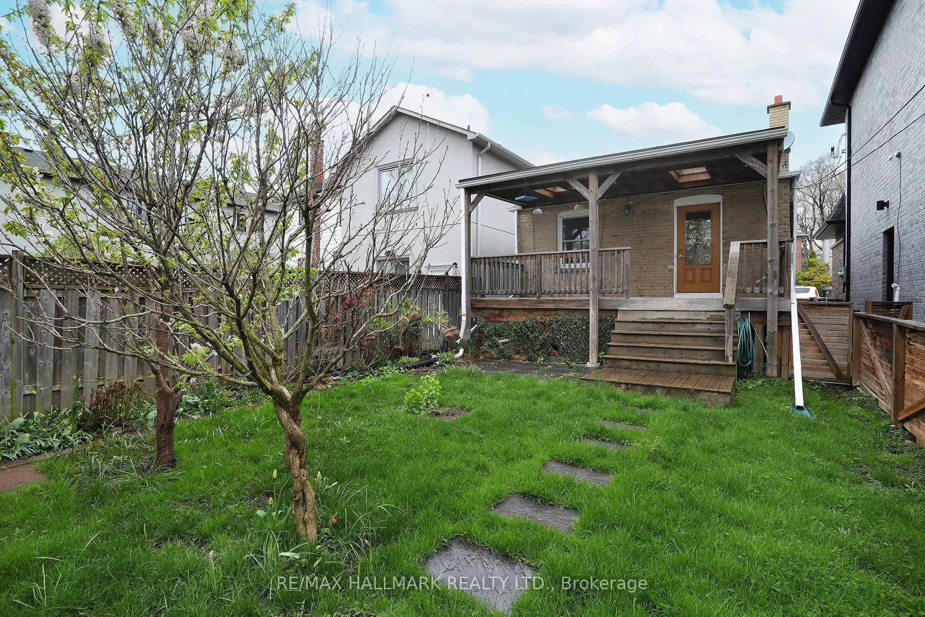 11 Adair Road, #MAIN