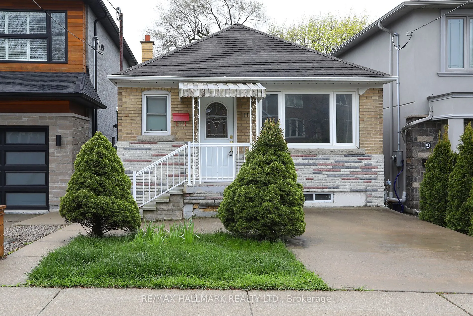 11 Adair Road, #MAIN