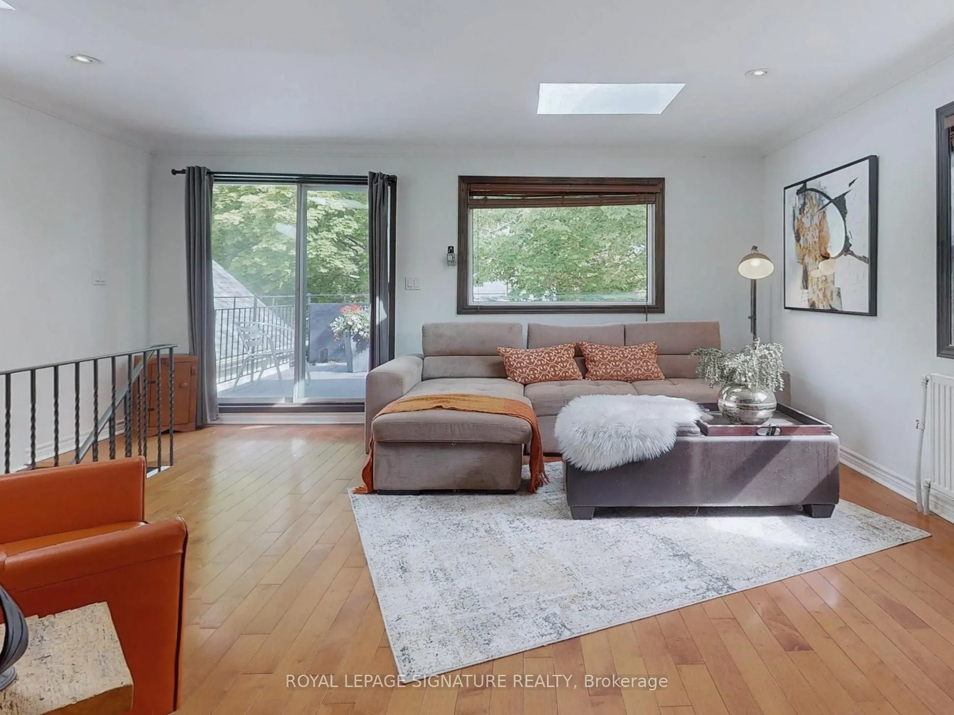 8 Fairford Avenue