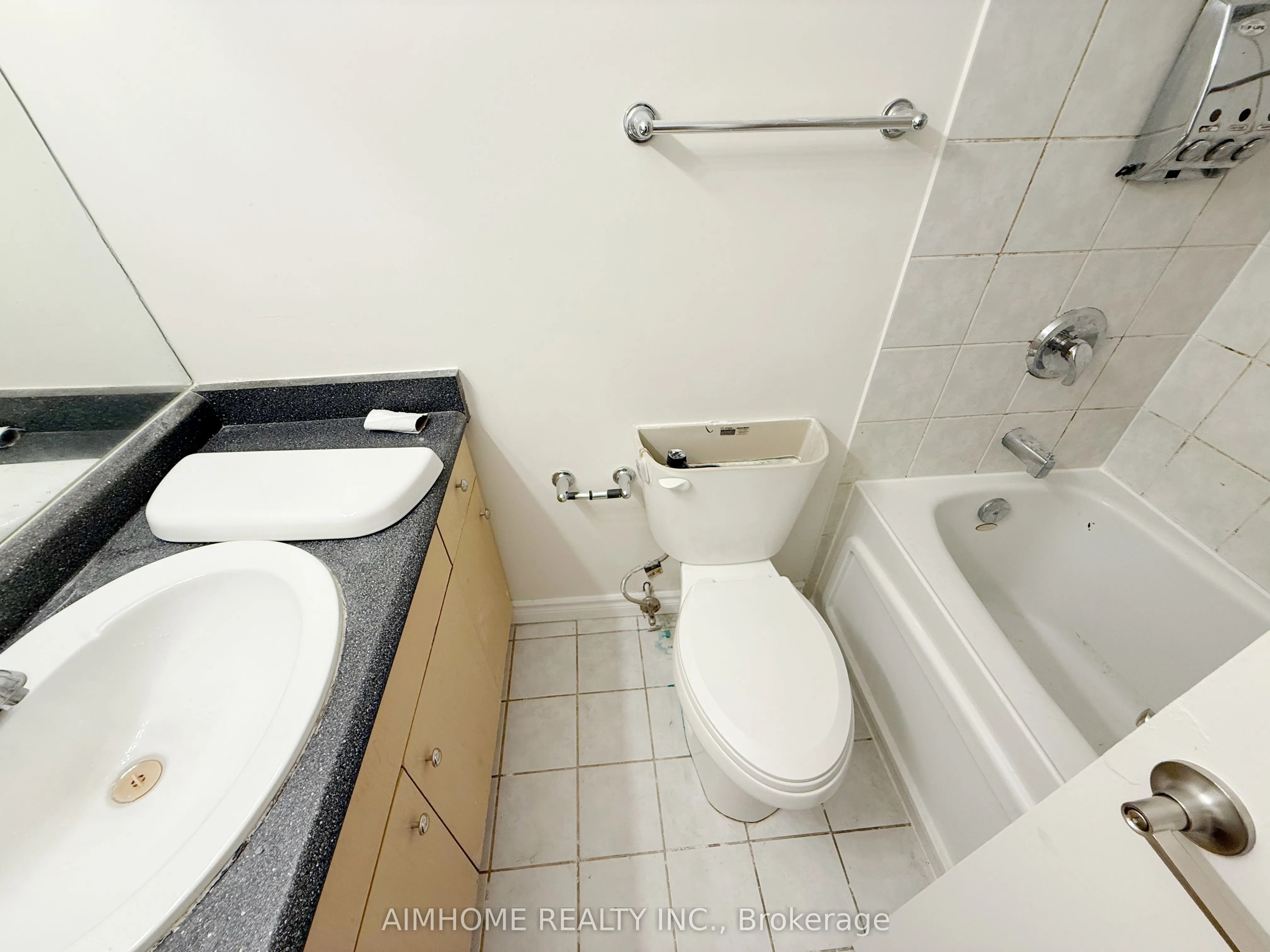 4062 Lawrence Avenue E, #313