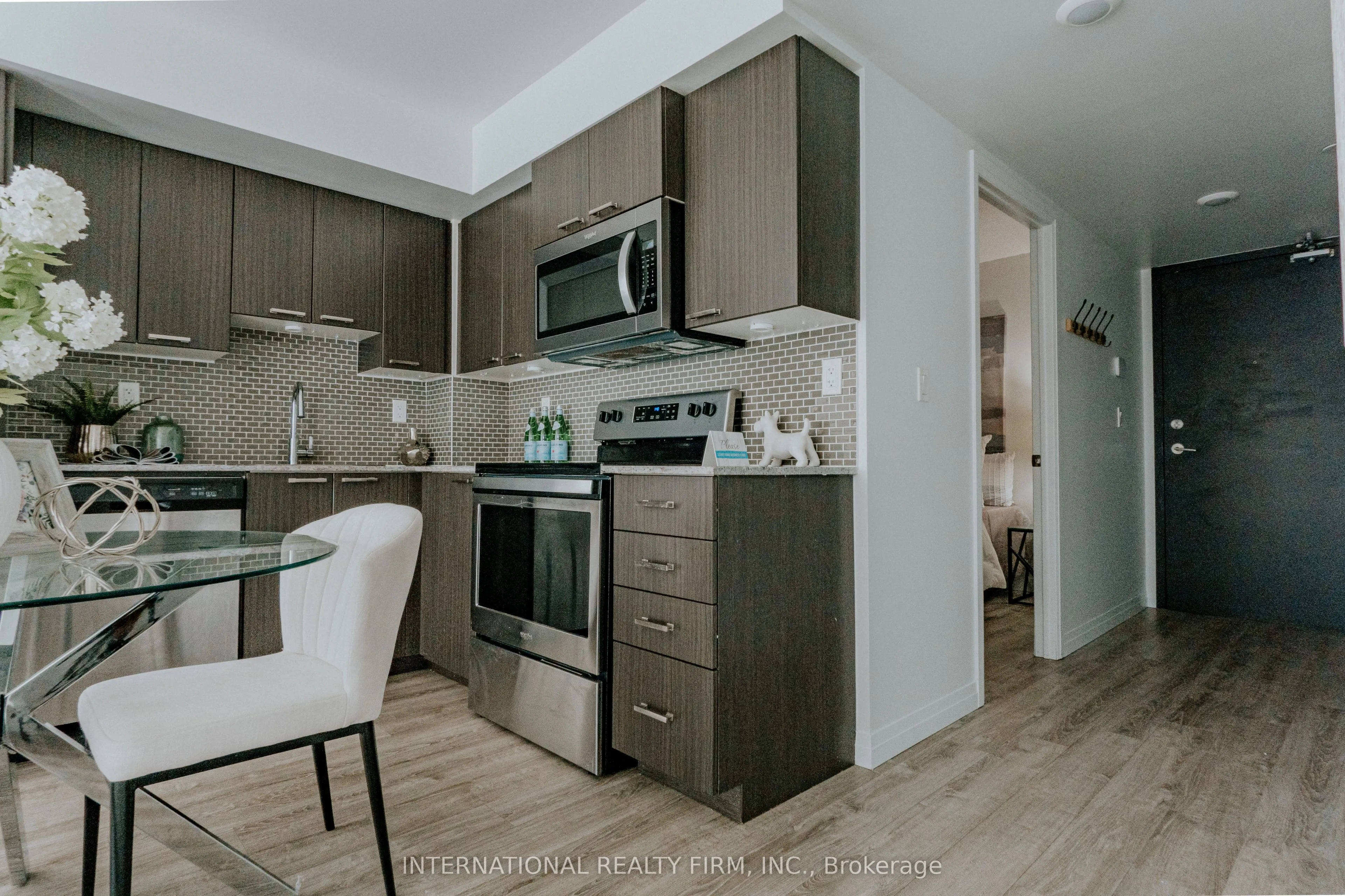 2152 Lawrence Avenue E, #507