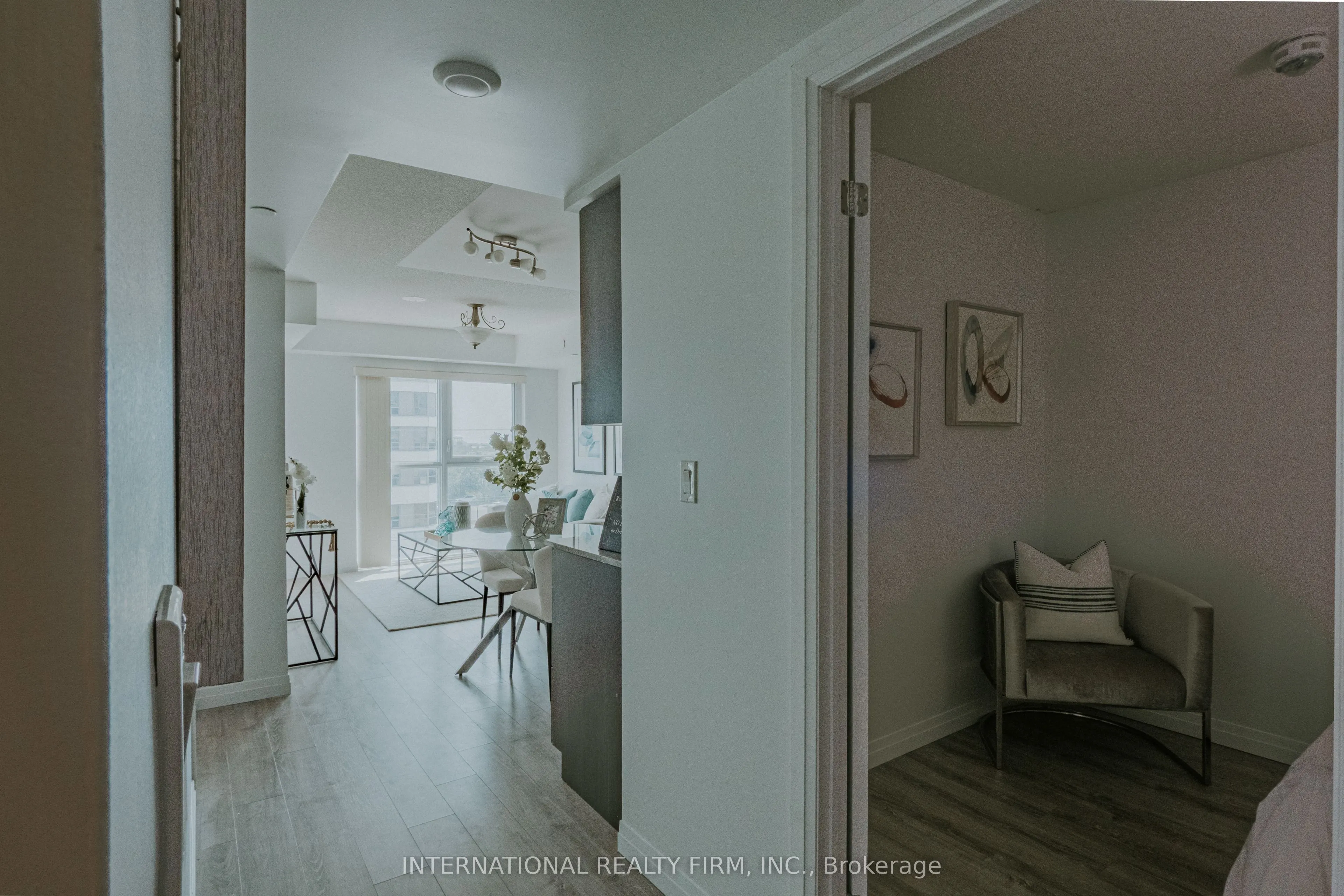 2152 Lawrence Avenue E, #507