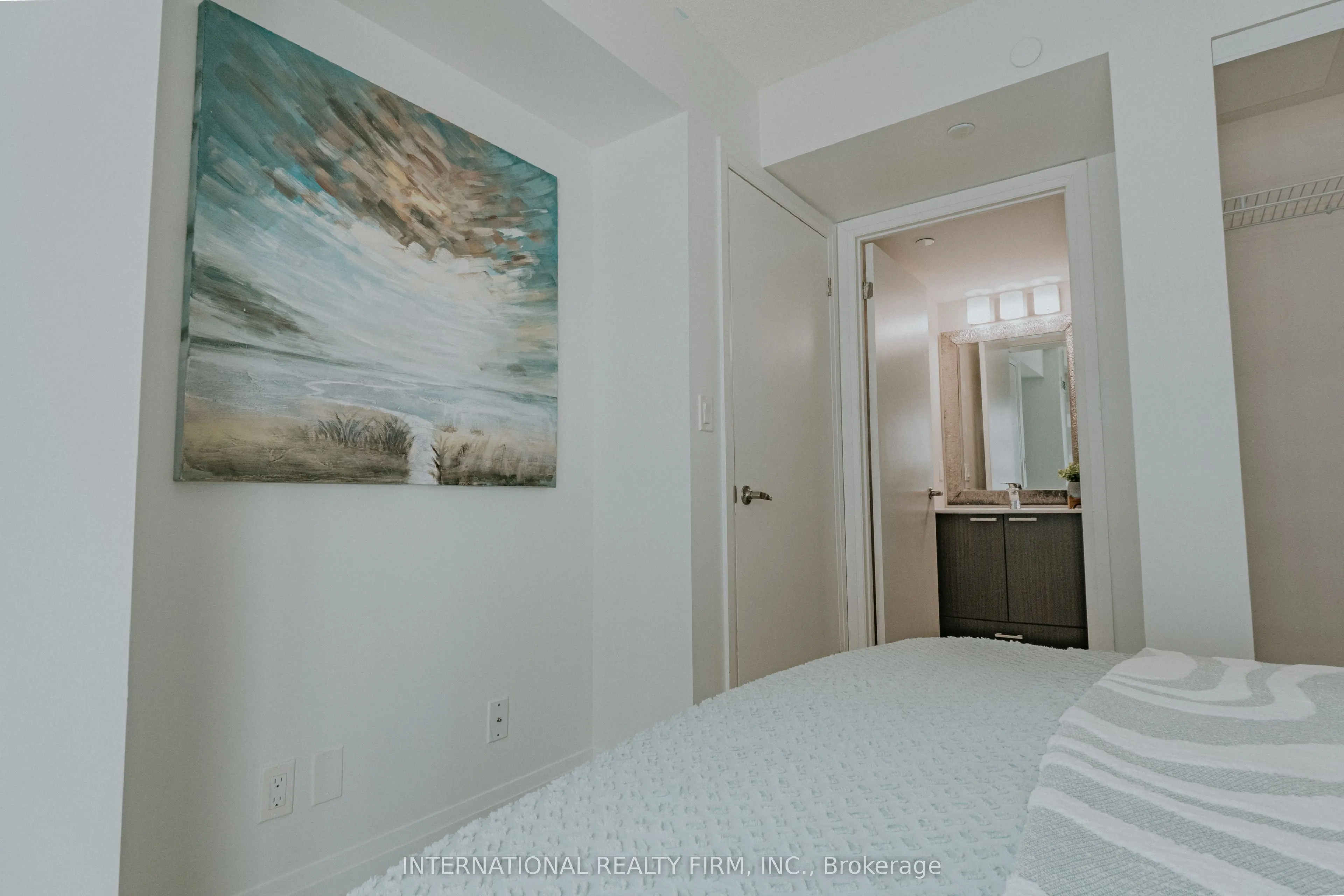 2152 Lawrence Avenue E, #507