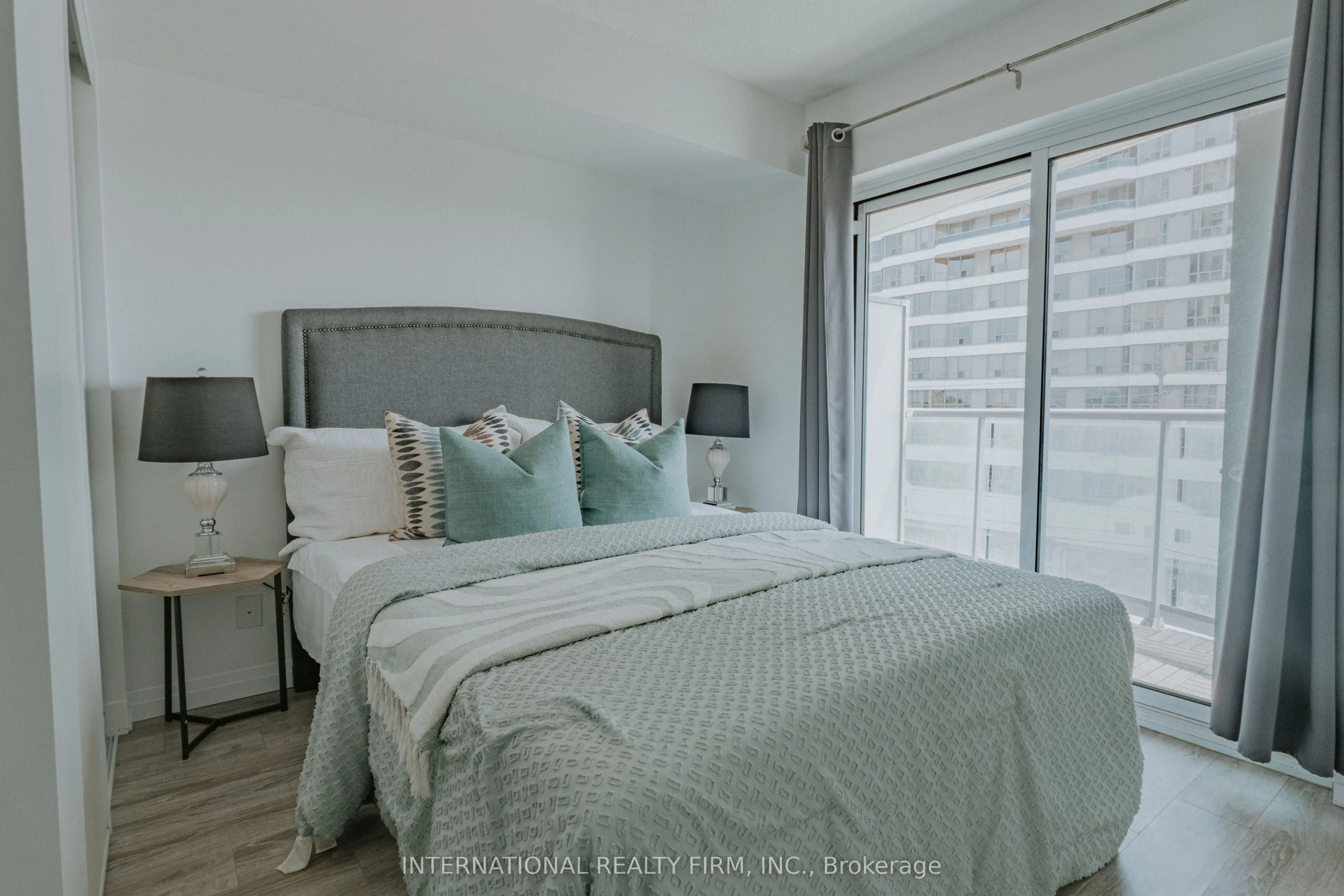 2152 Lawrence Avenue E, #507