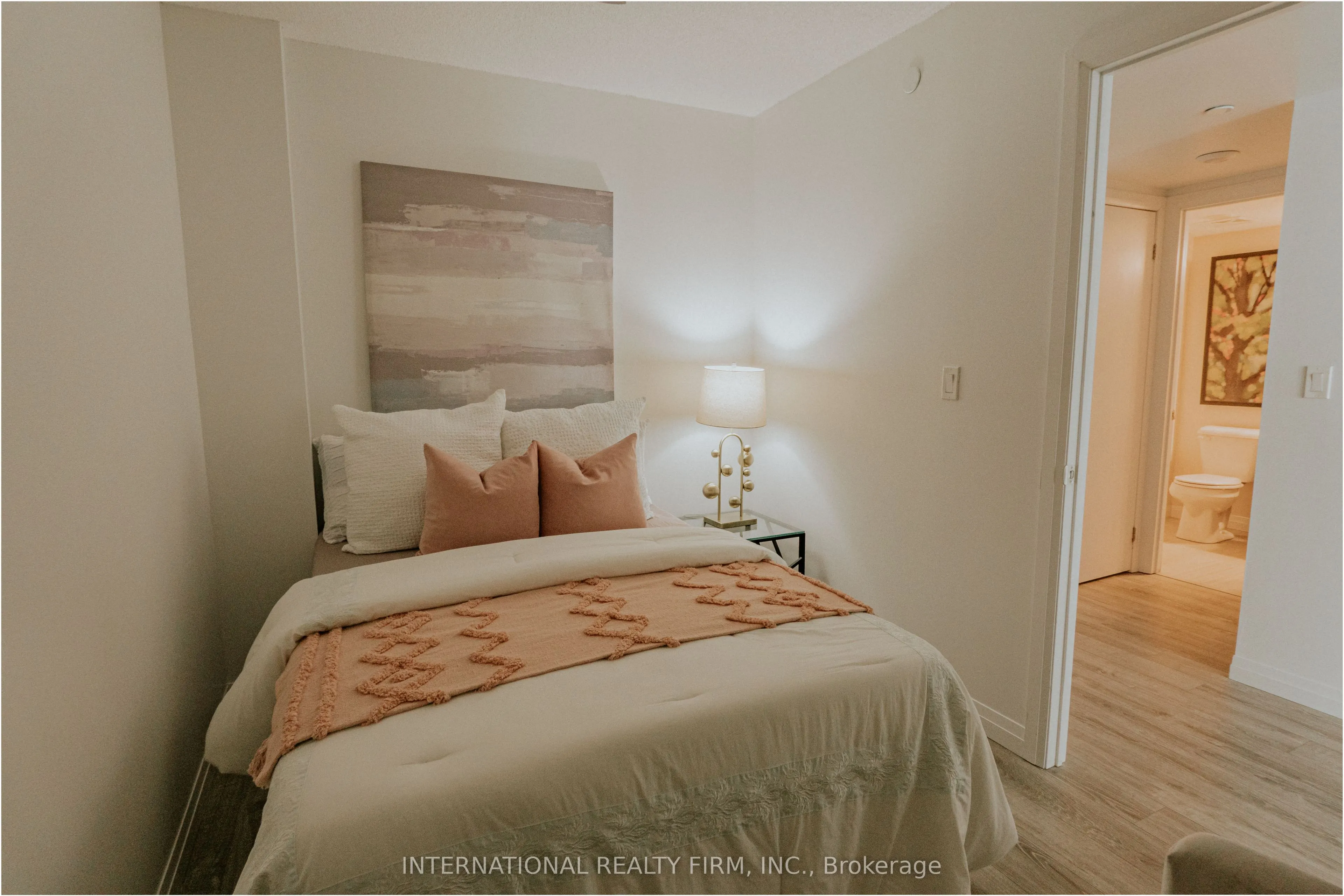 2152 Lawrence Avenue E, #507