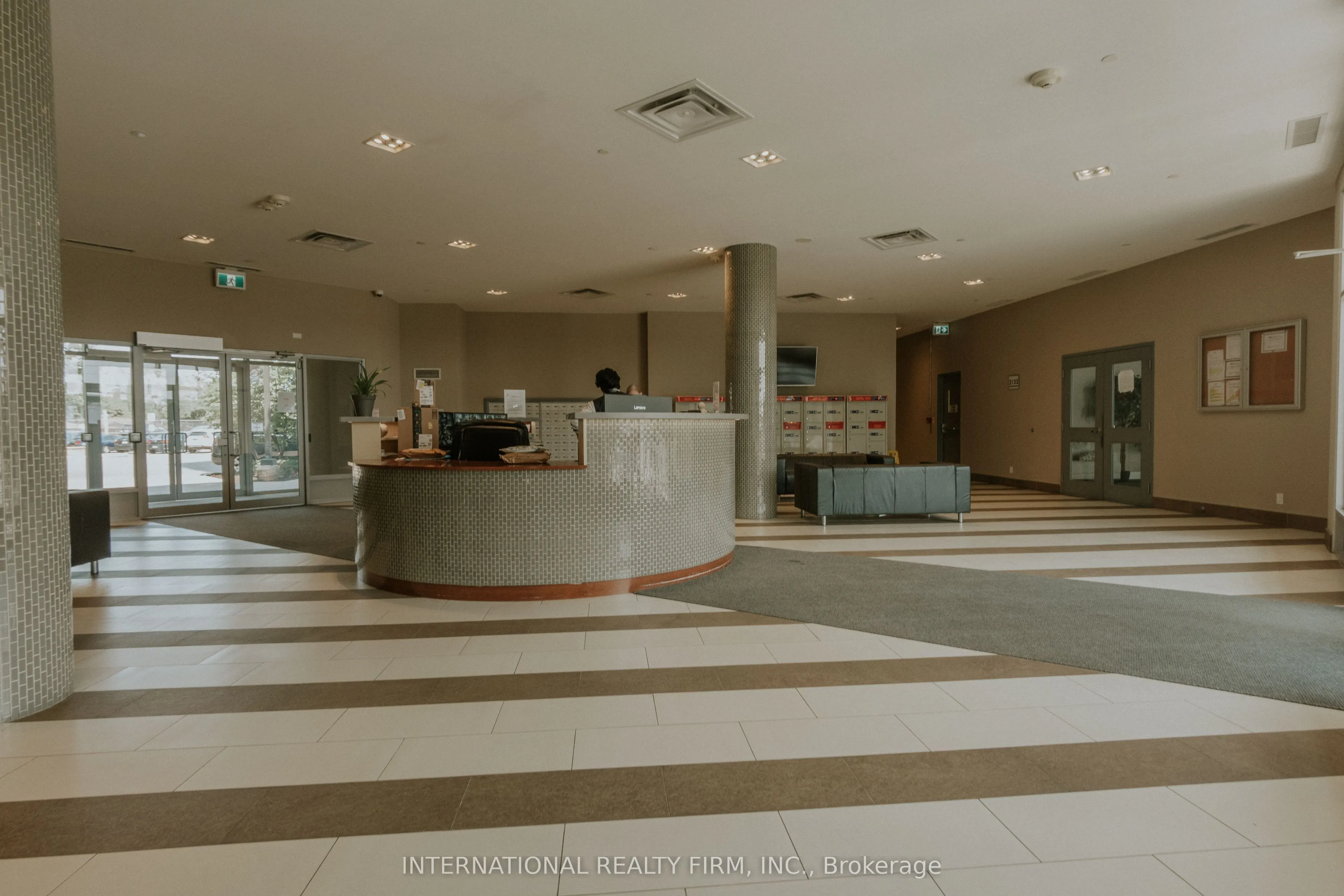 2152 Lawrence Avenue E, #507