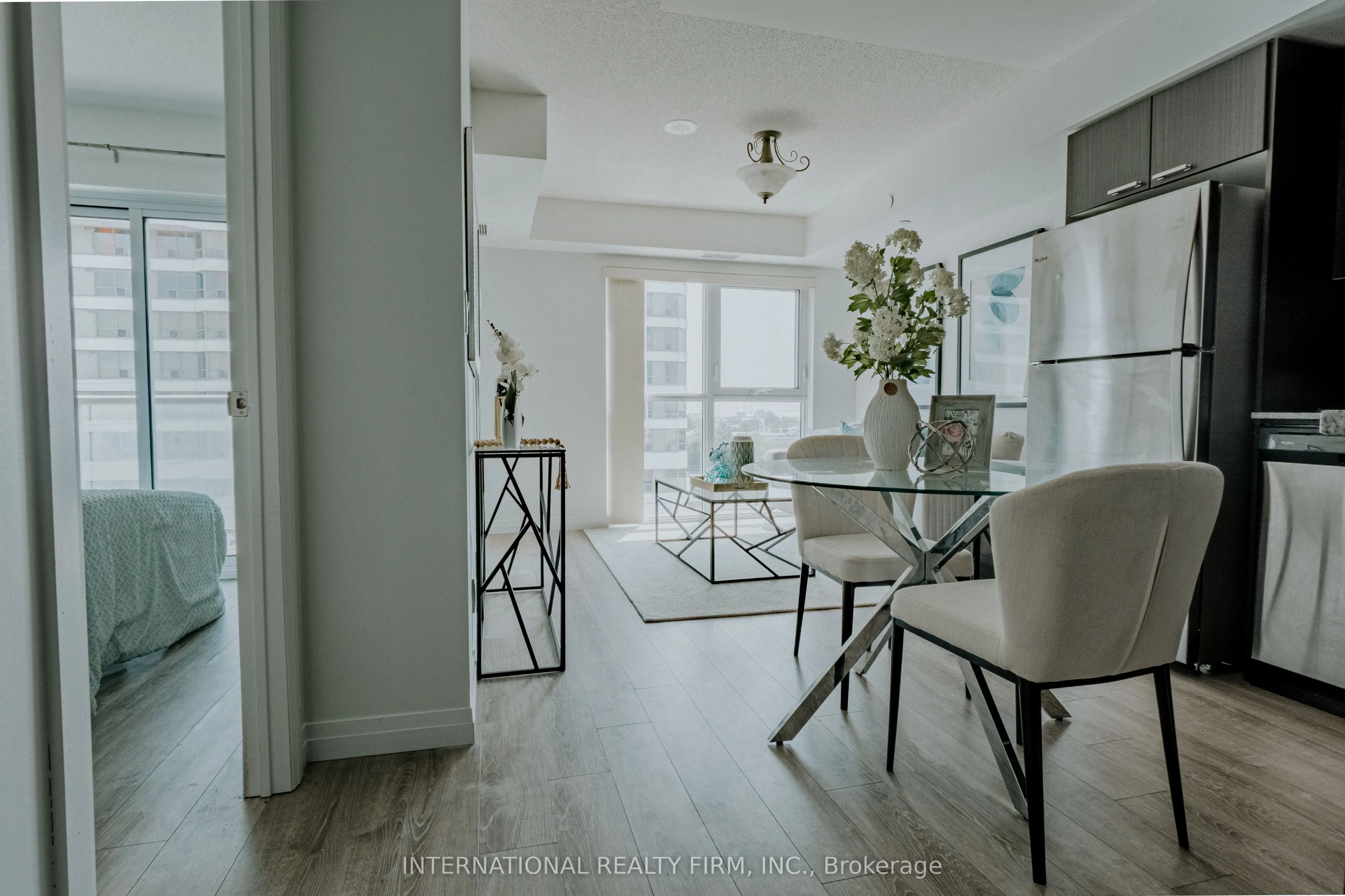 2152 Lawrence Avenue E, #507