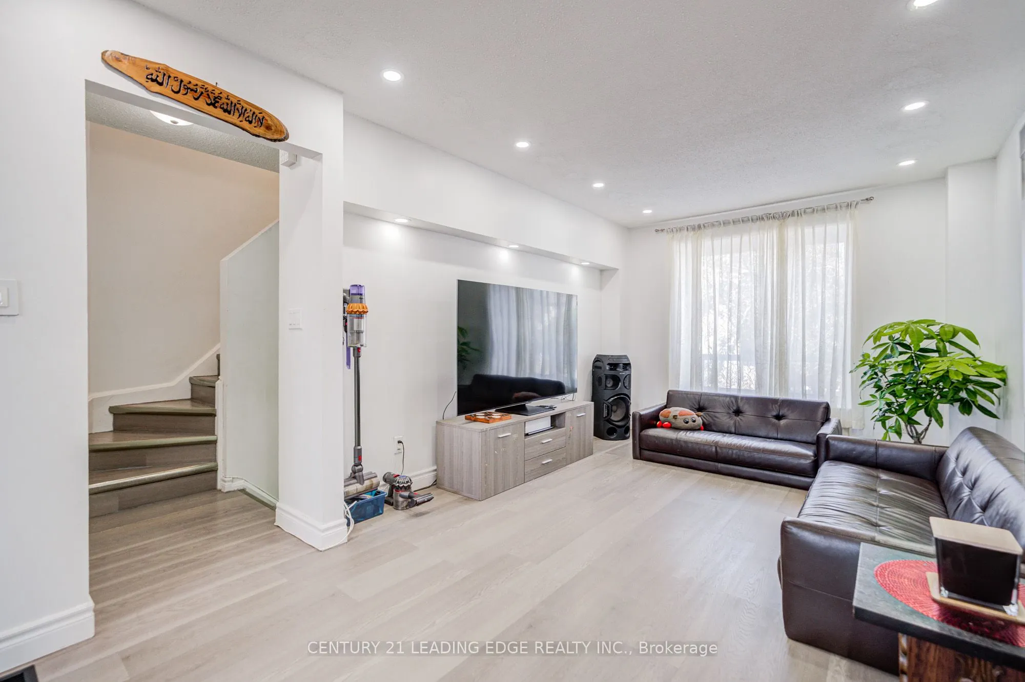 55 Collinsgrove Road, #205