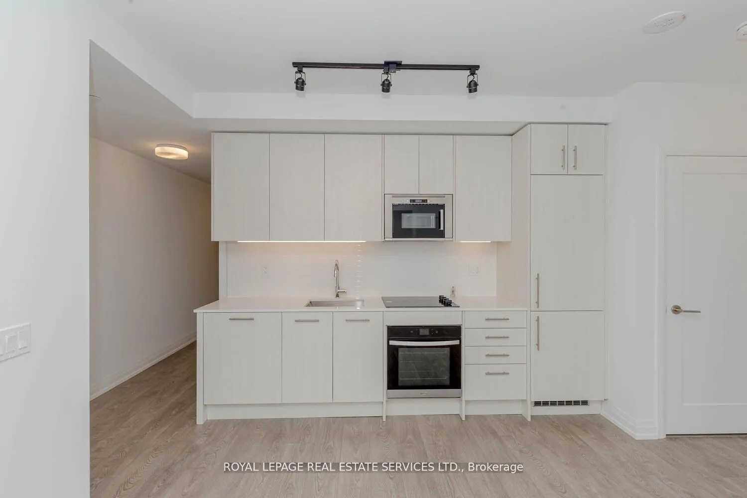 286 Main Street, #2604