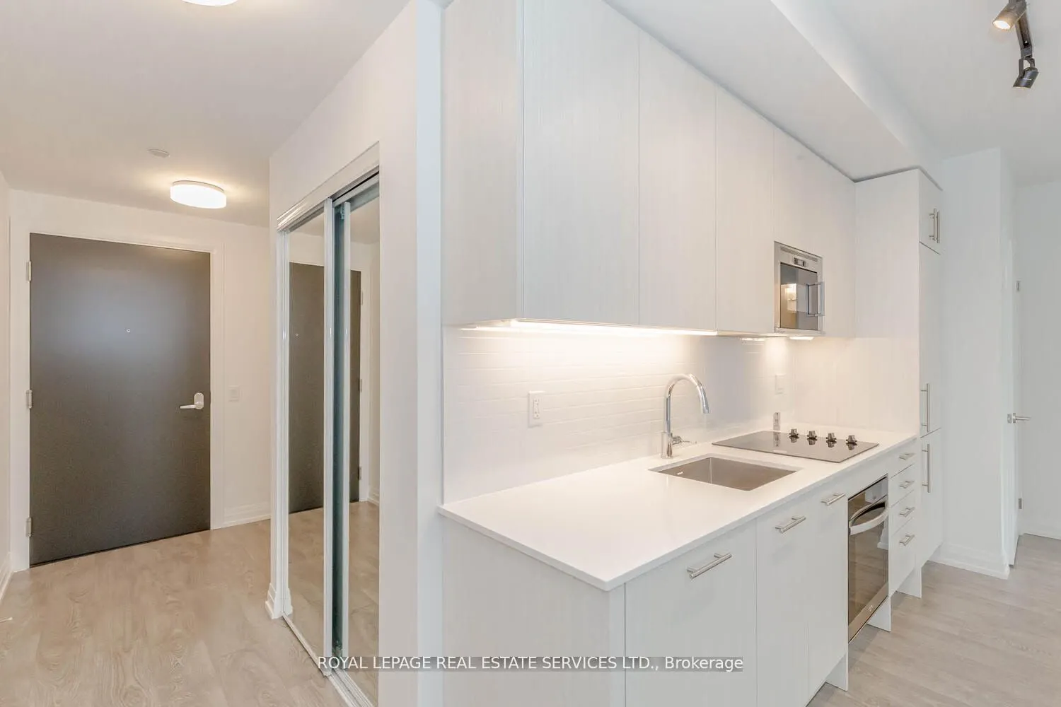 286 Main Street, #2604
