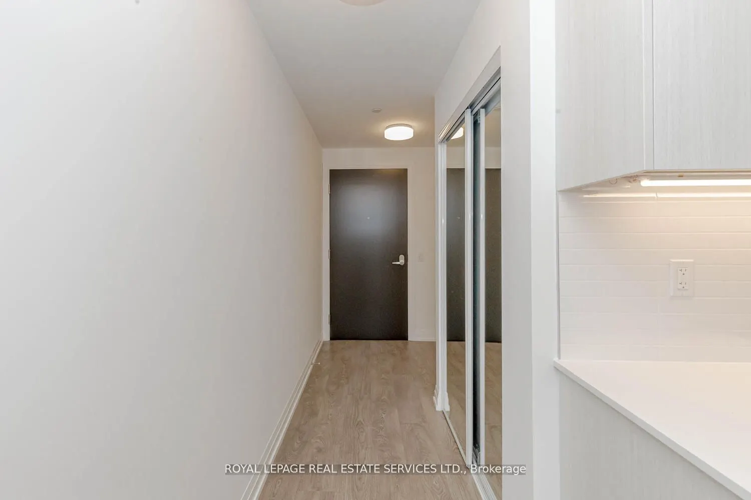 286 Main Street, #2604