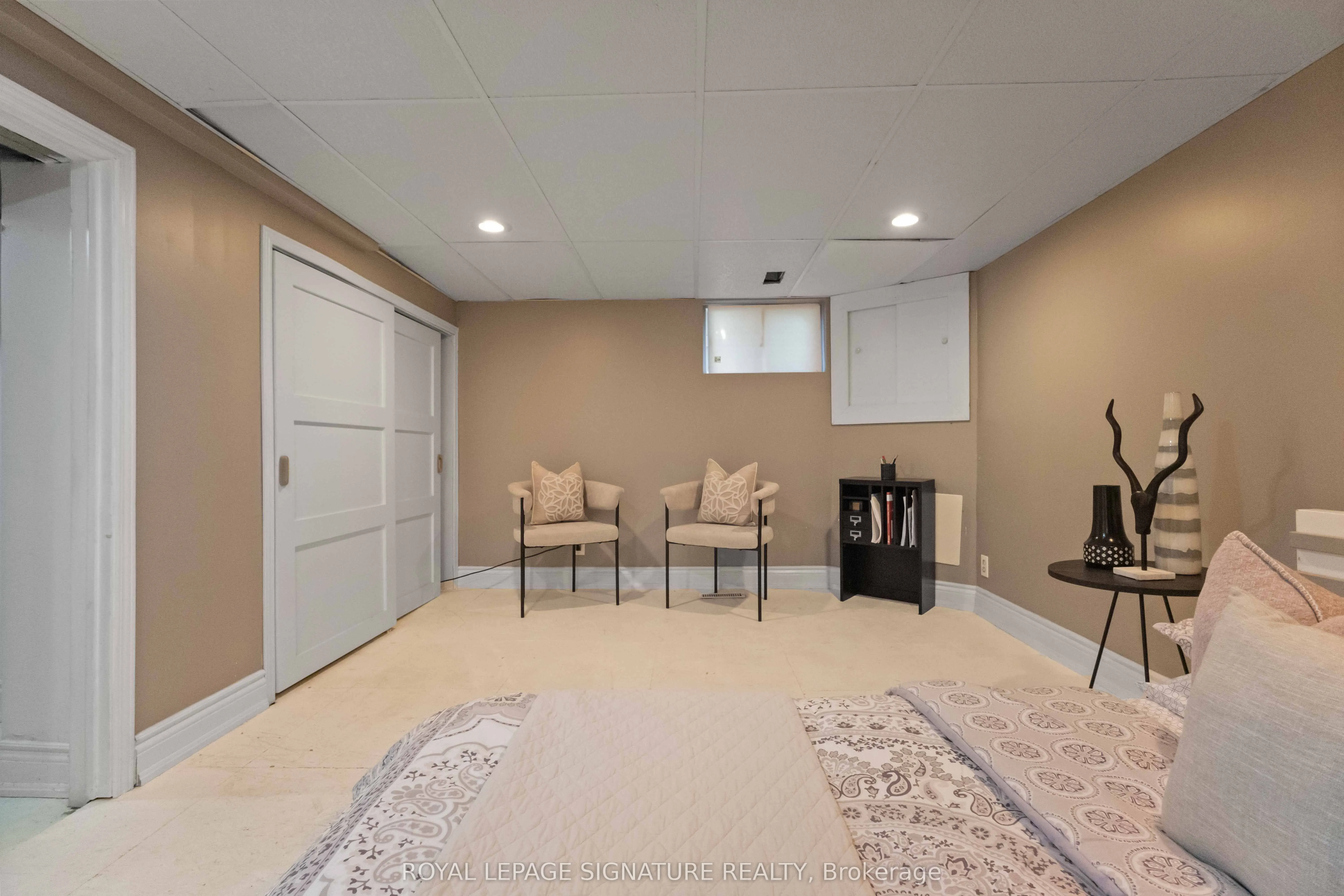 83 Harewood Avenue
