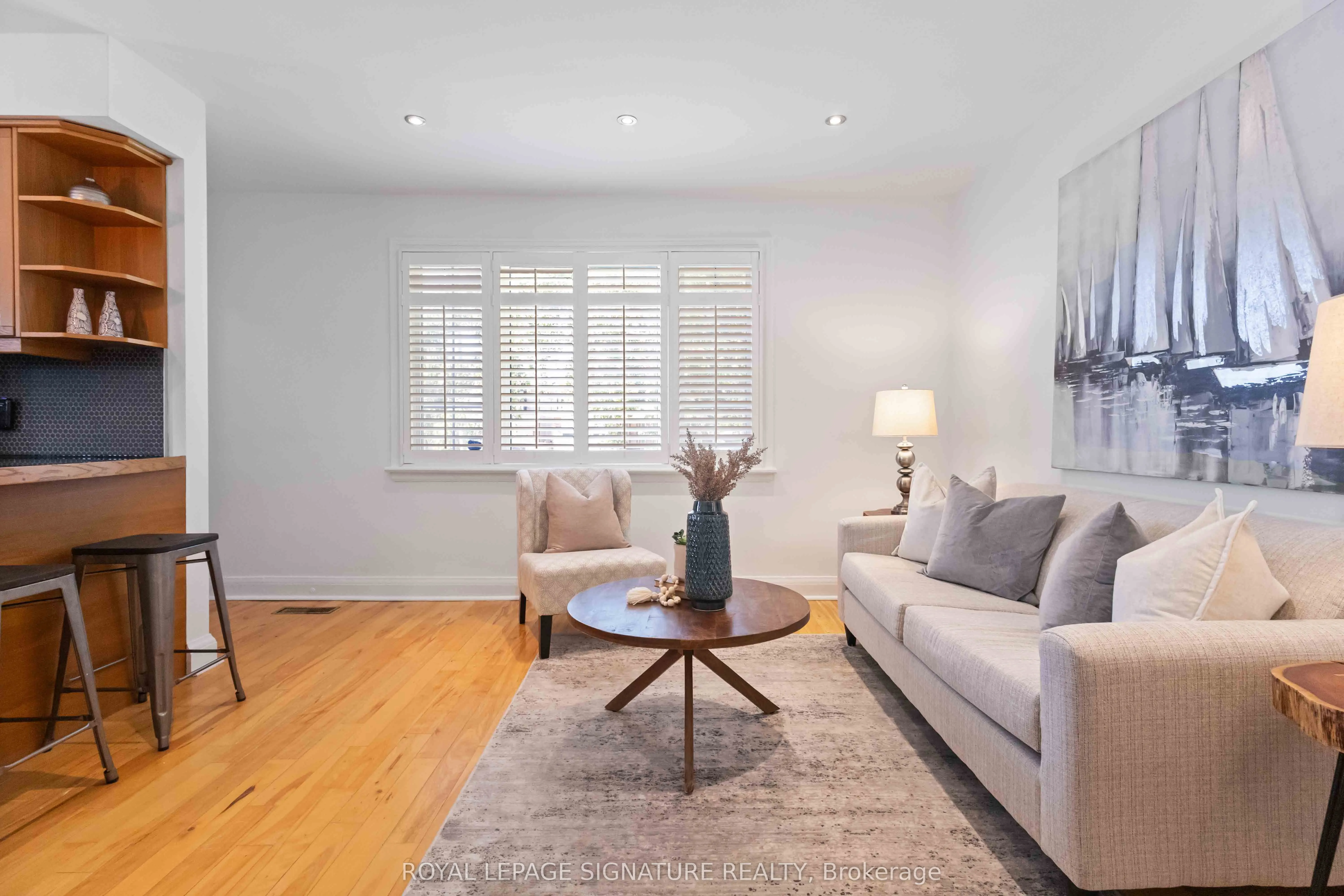83 Harewood Avenue