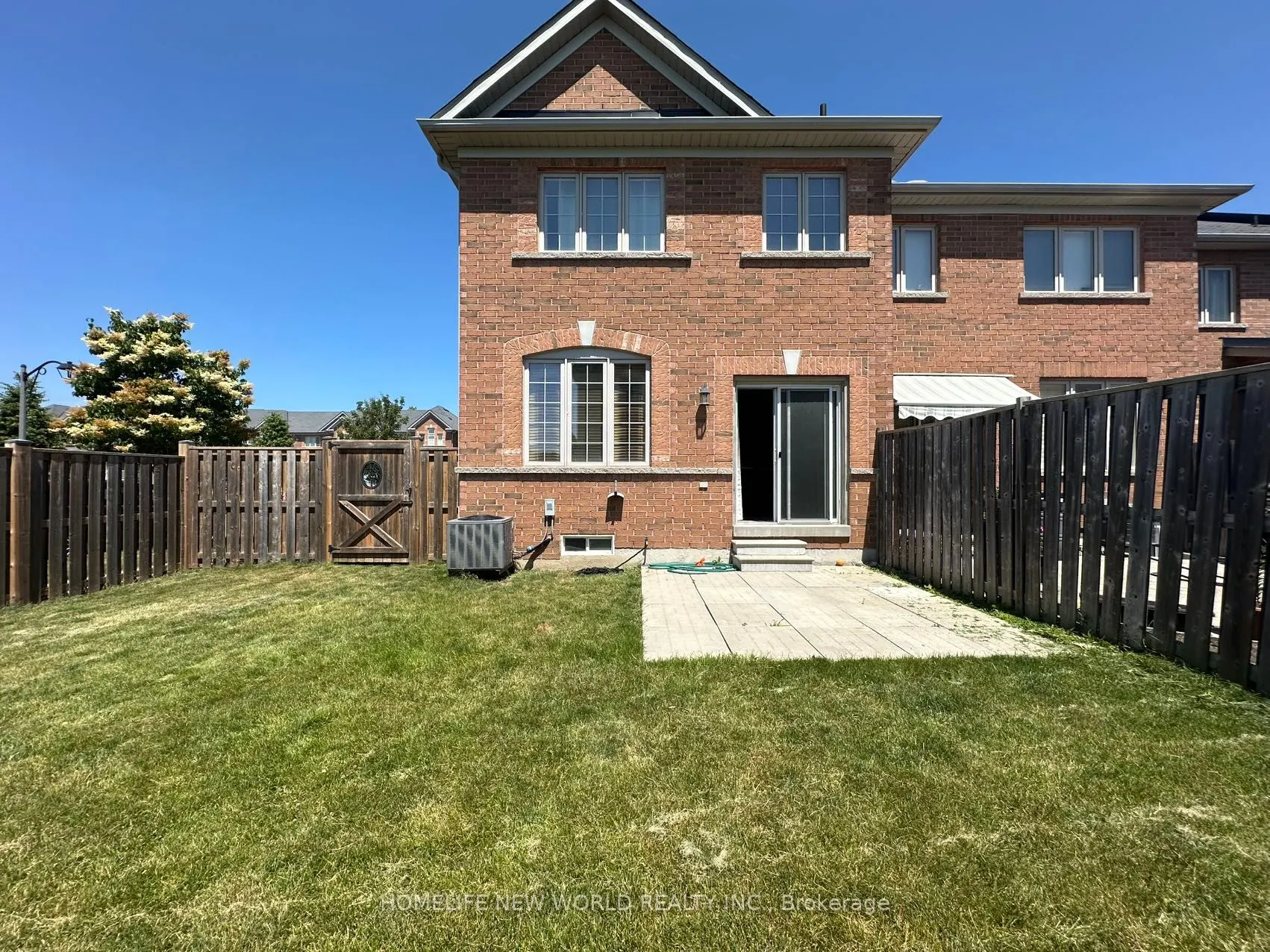 35 Westport Drive
