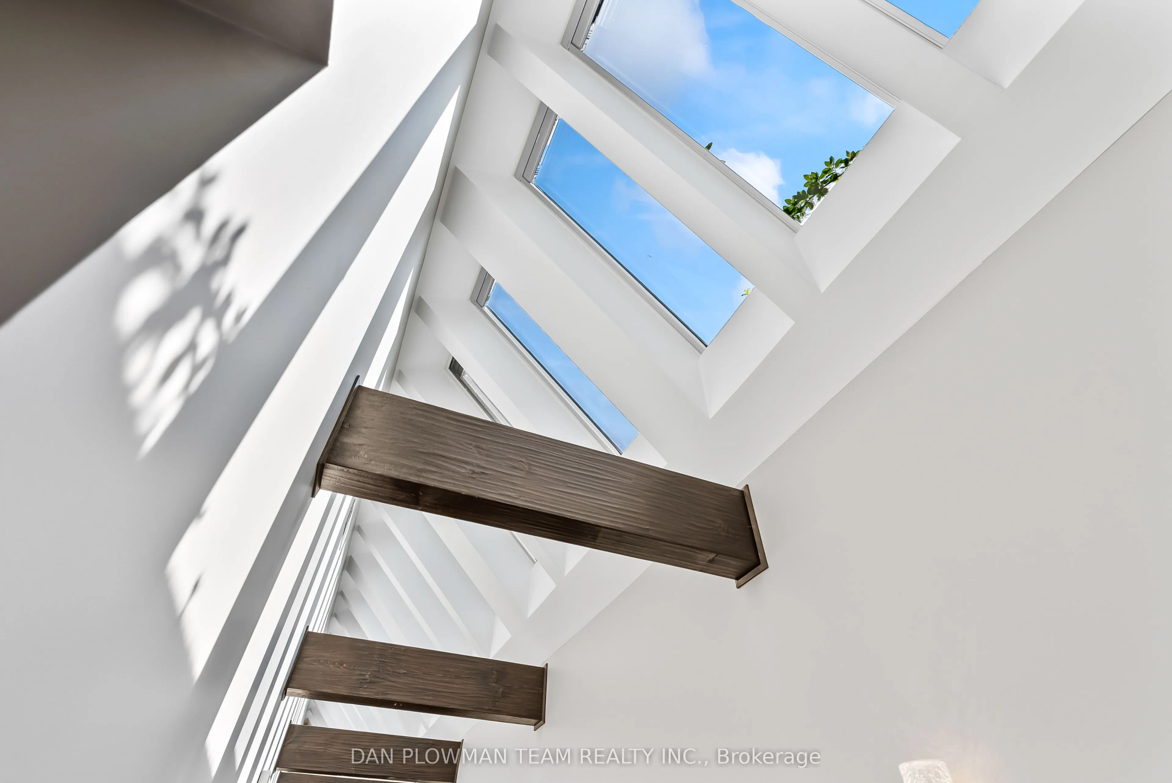 5 Sumac Road