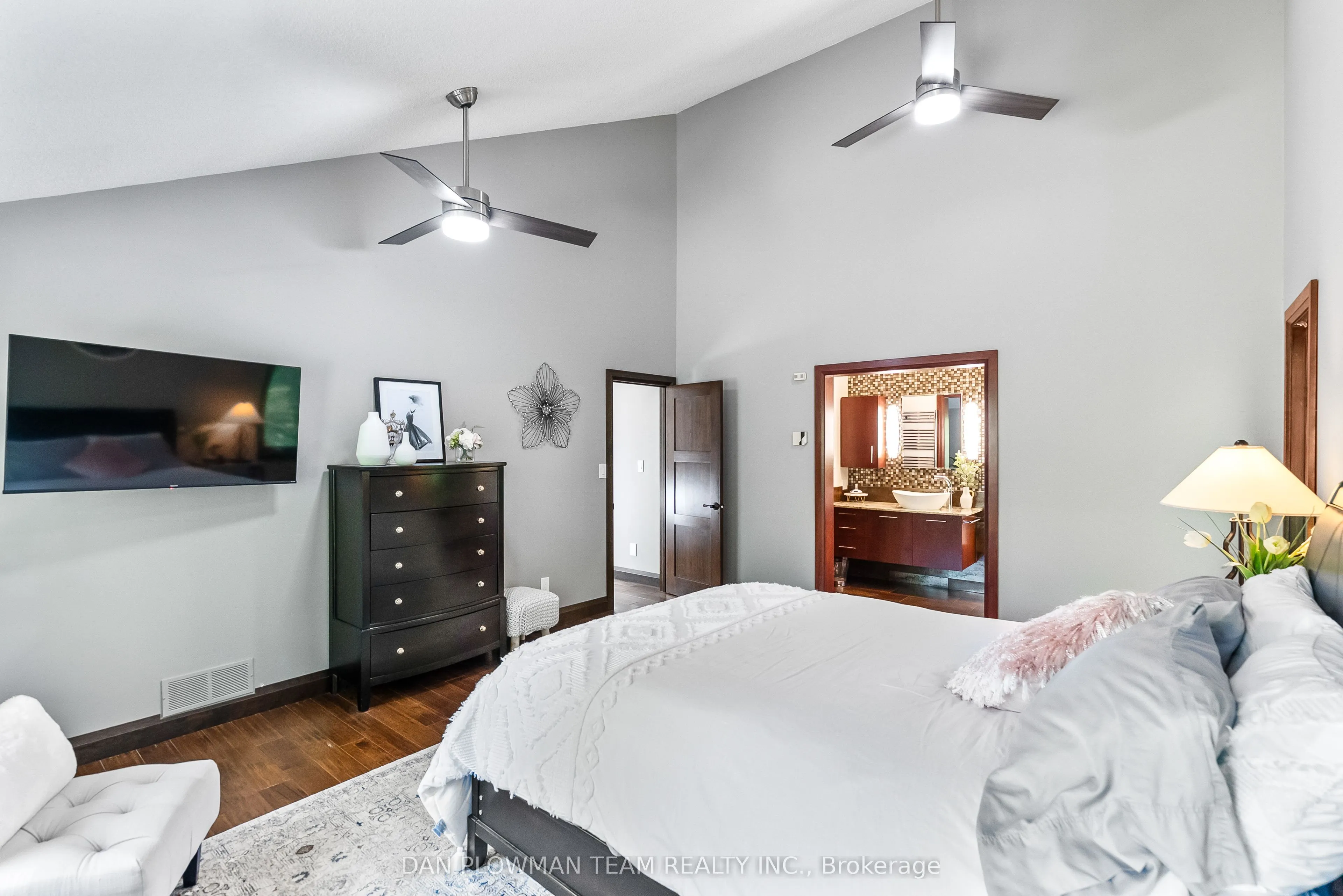 5 Sumac Road