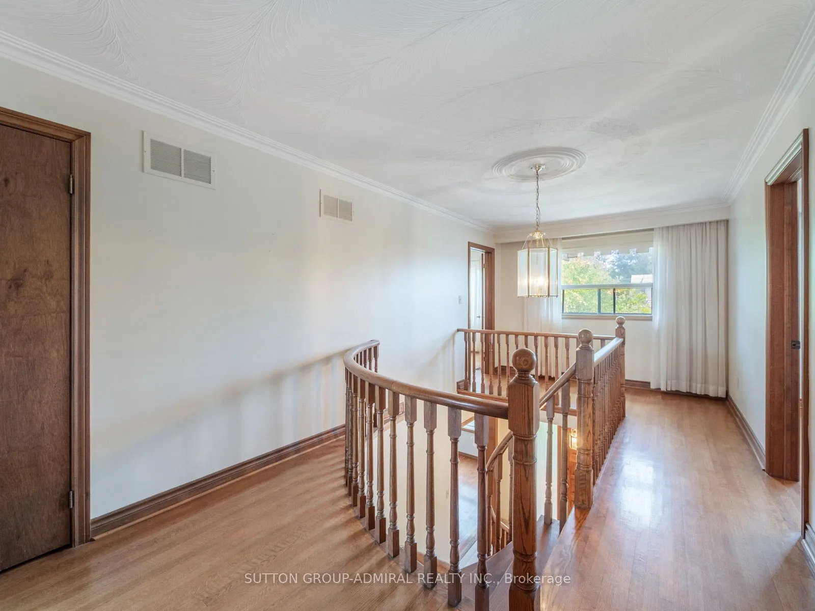 150 Maybourne Avenue