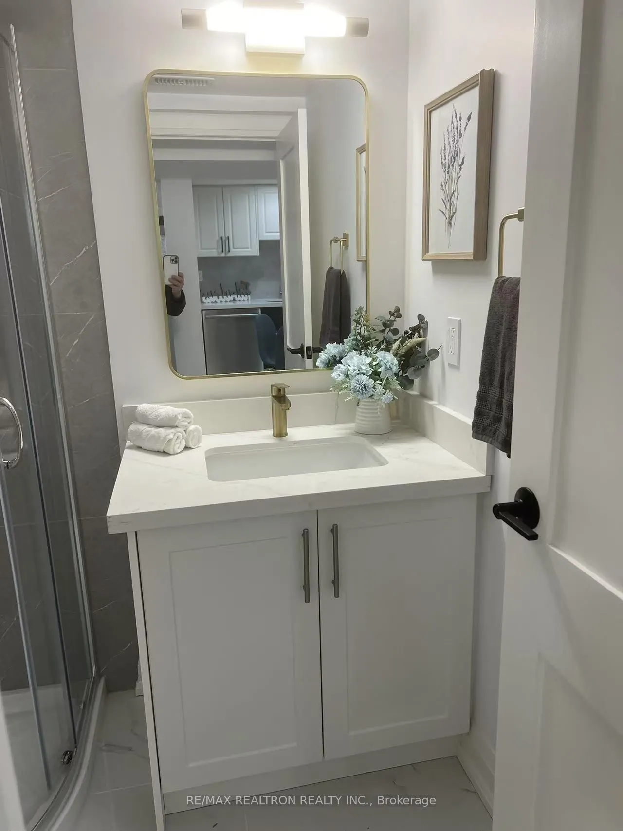85 Springdale Boulevard, #Upper