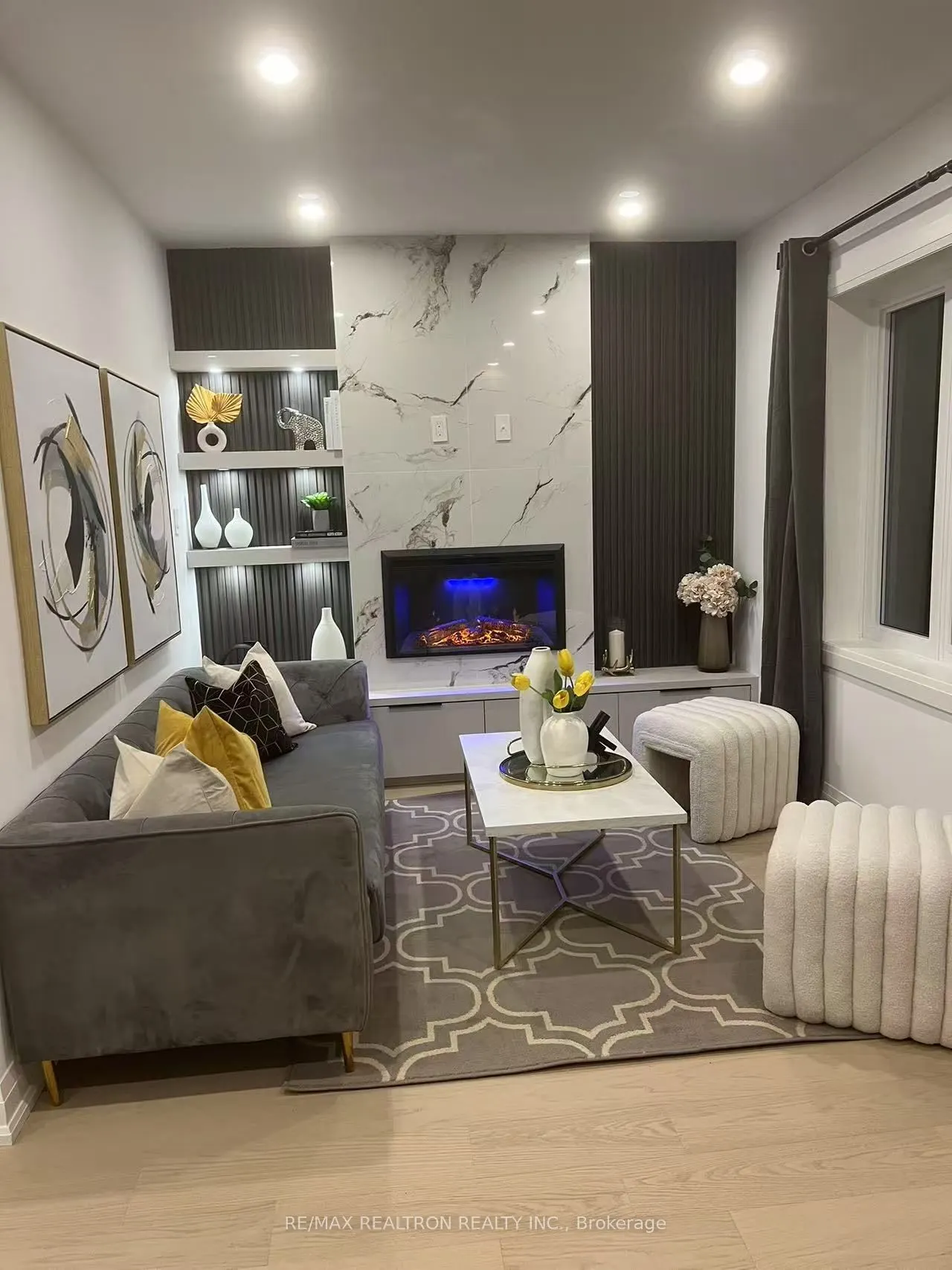 85 Springdale Boulevard, #Upper
