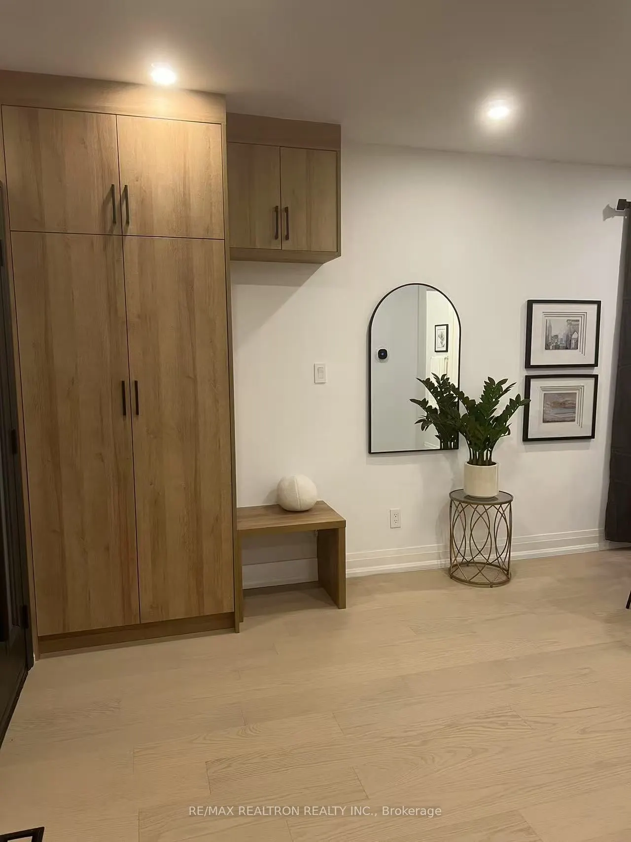 85 Springdale Boulevard, #Upper