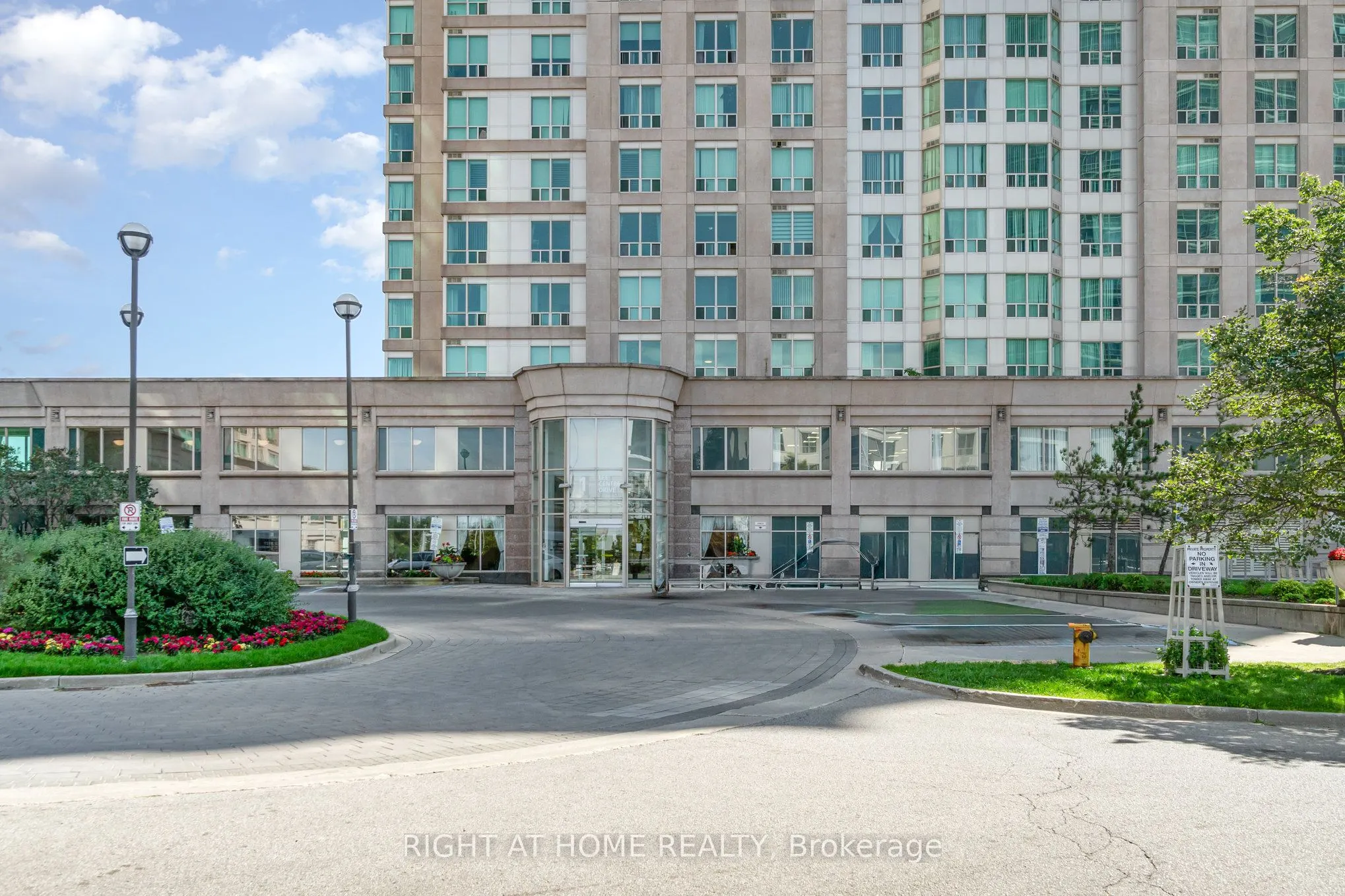 1 Lee Centre Drive, #1912