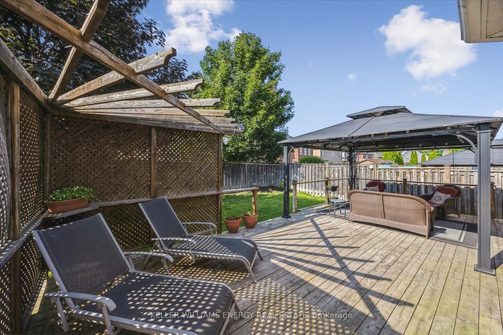 18 Helston Crescent
