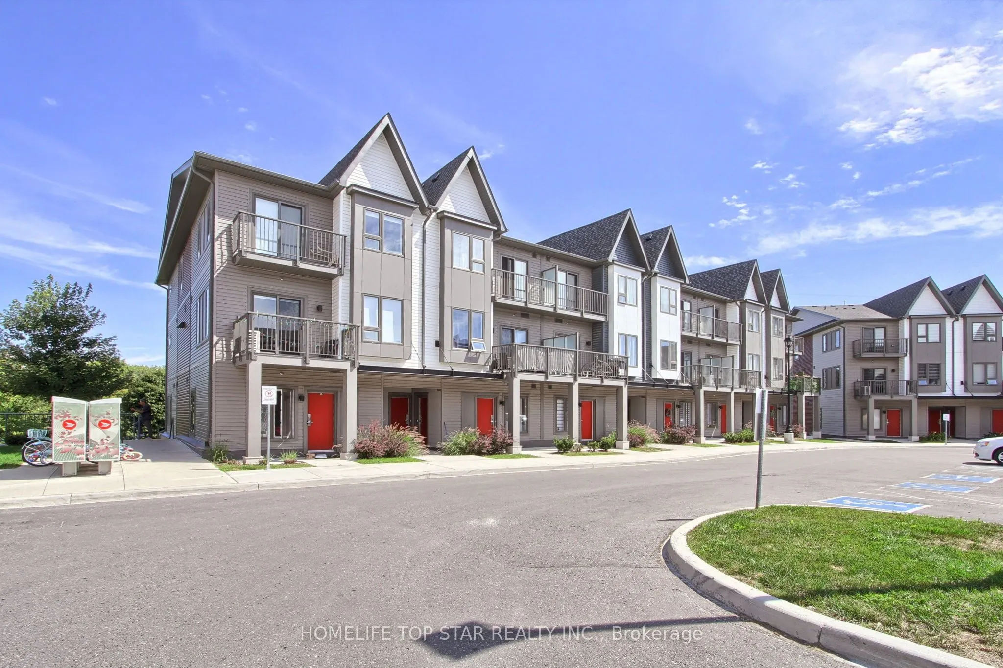 2635 William Jackson Drive, #815