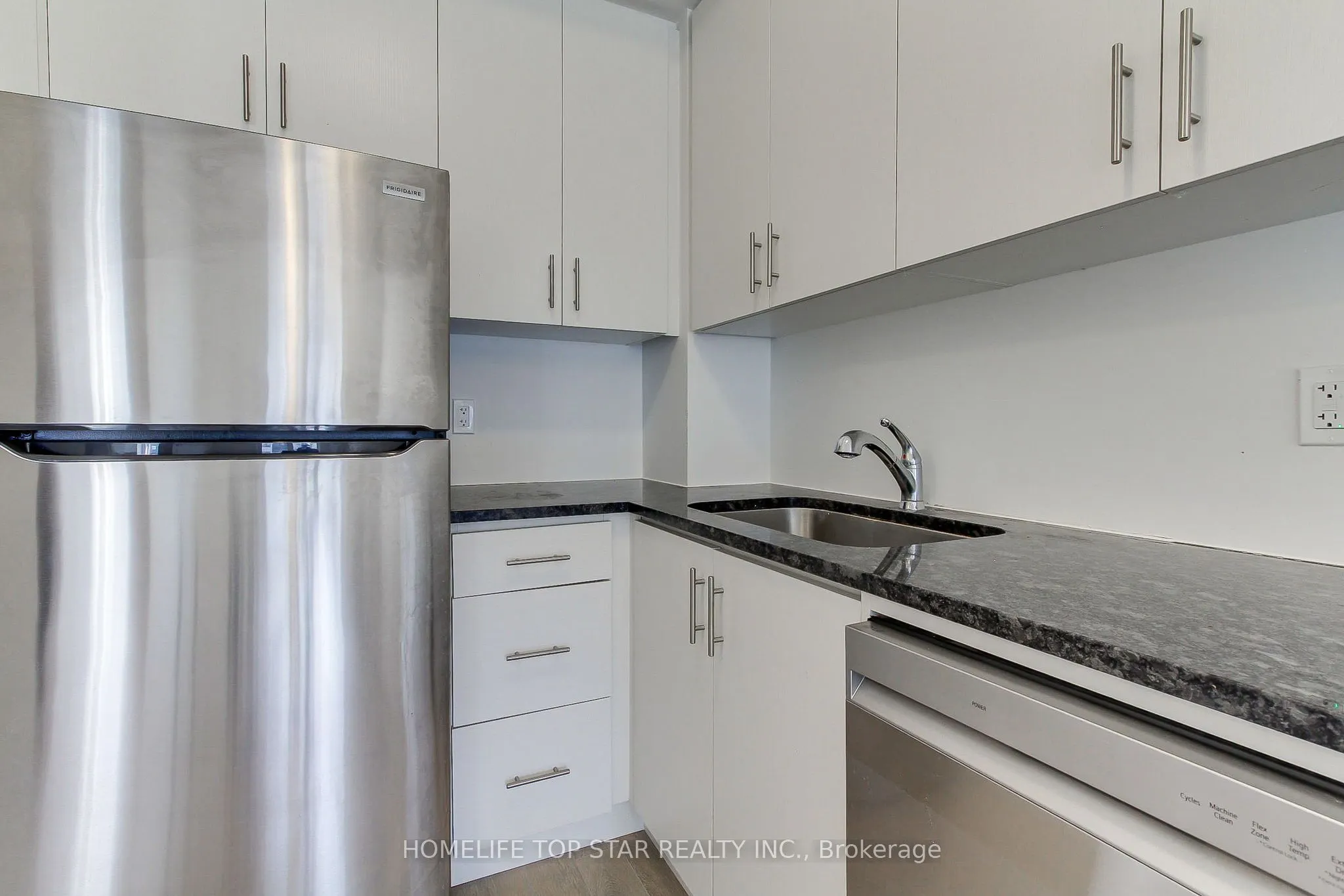 2635 William Jackson Drive, #815