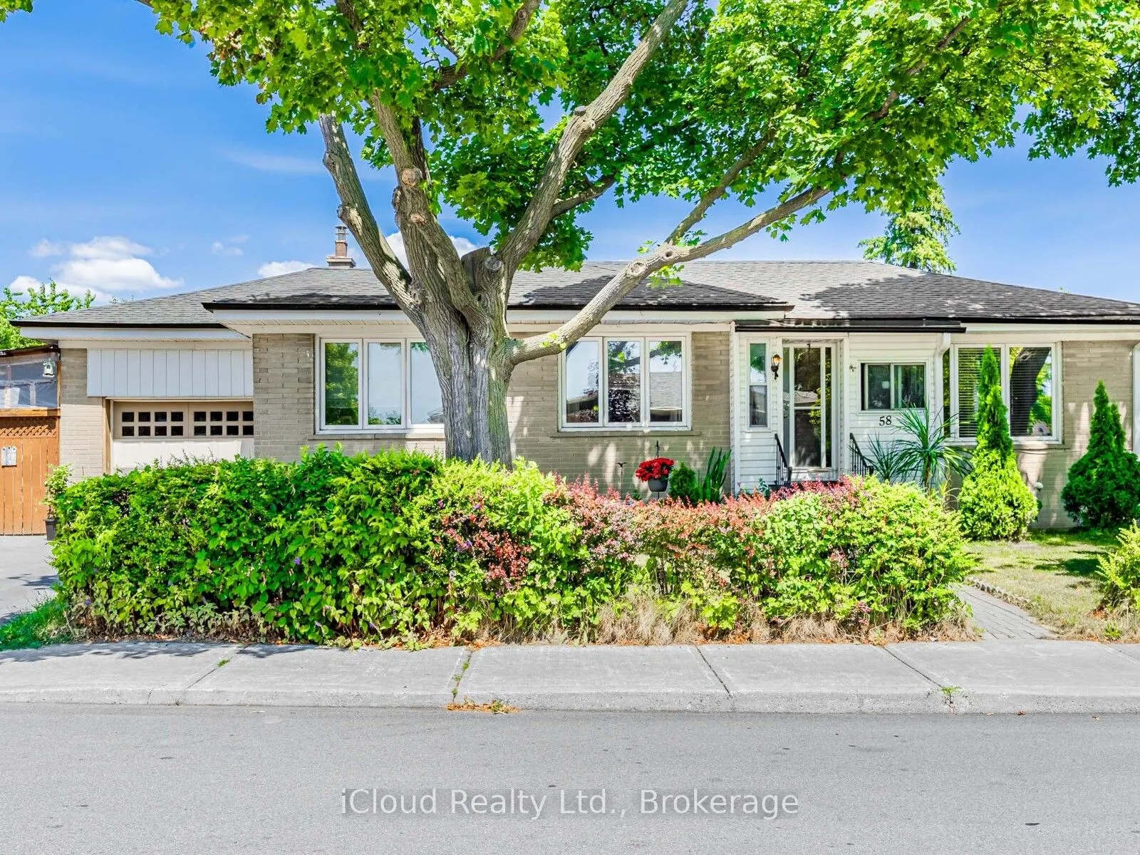 58 Janet Boulevard