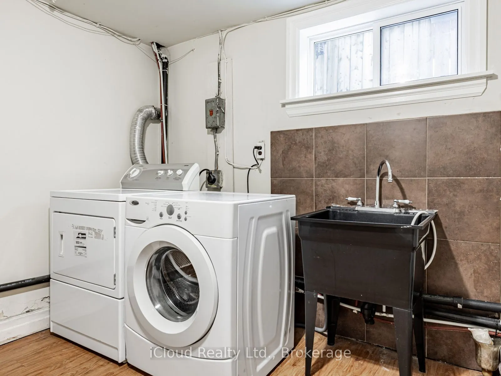 58 Janet Boulevard, #Lower Level