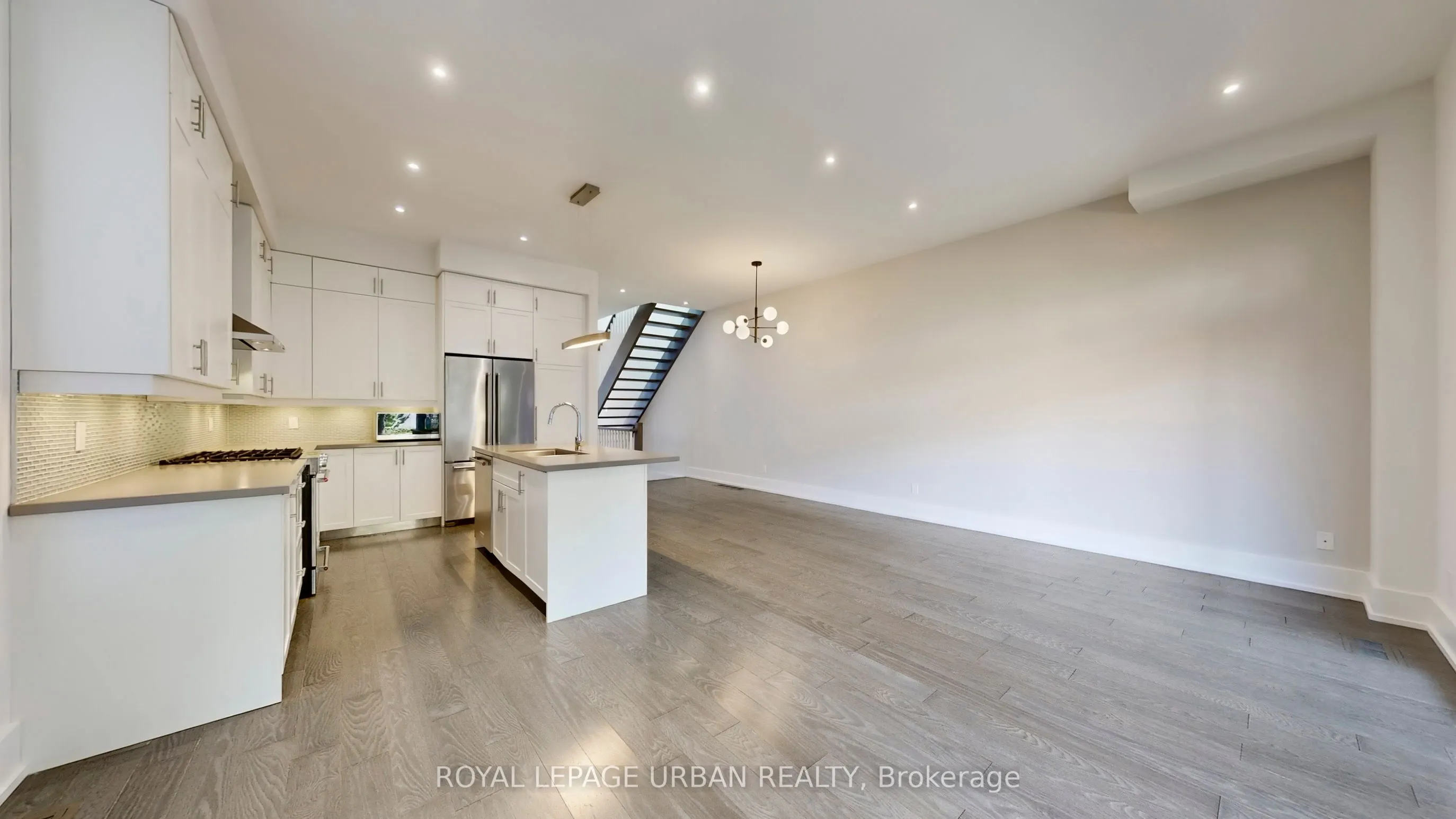 8 Gertrude Place
