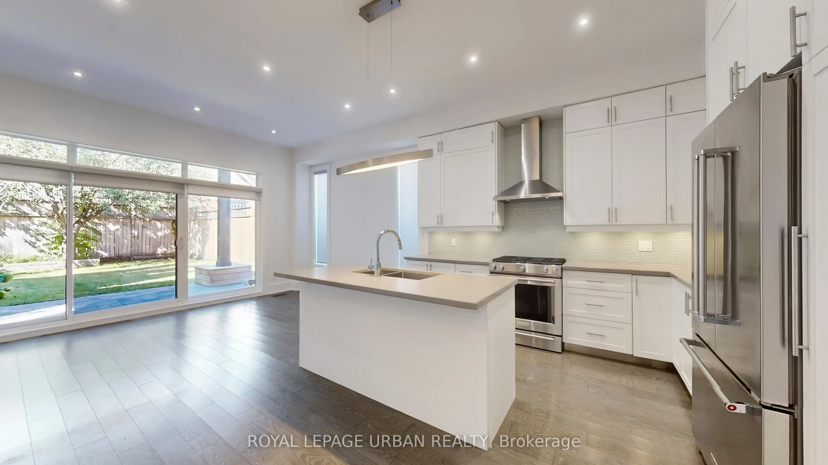 8 Gertrude Place