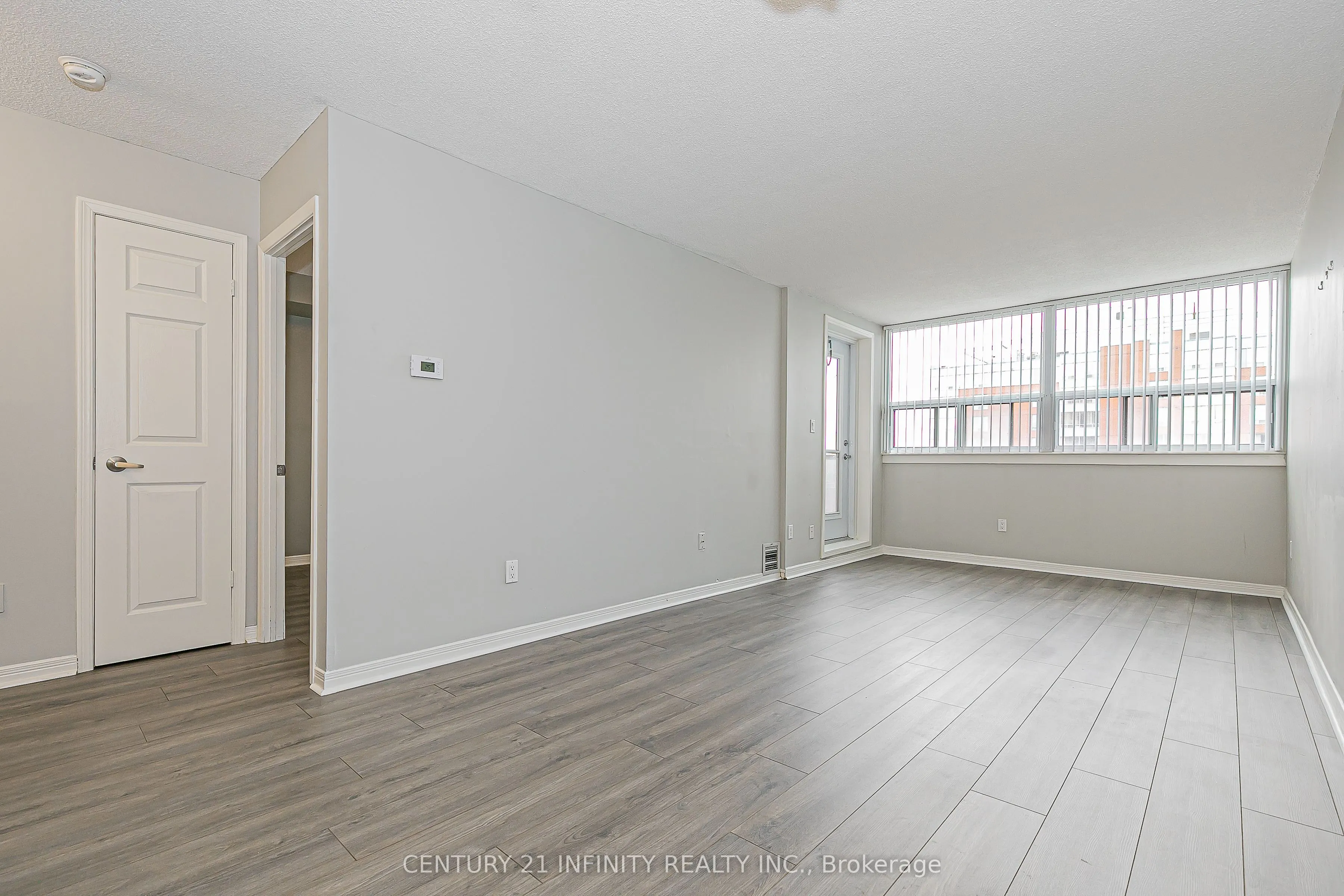 80 Athol Street E, #306
