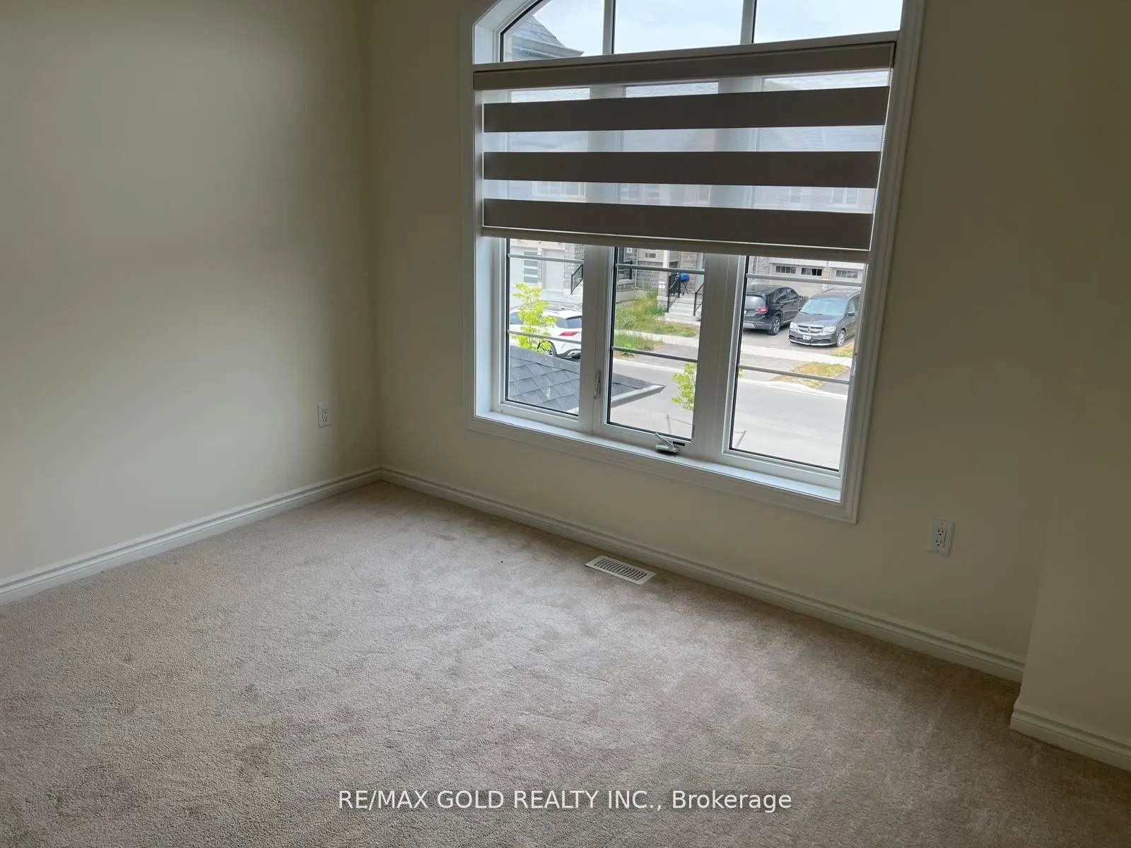 888 Rexton Drive, #Upper