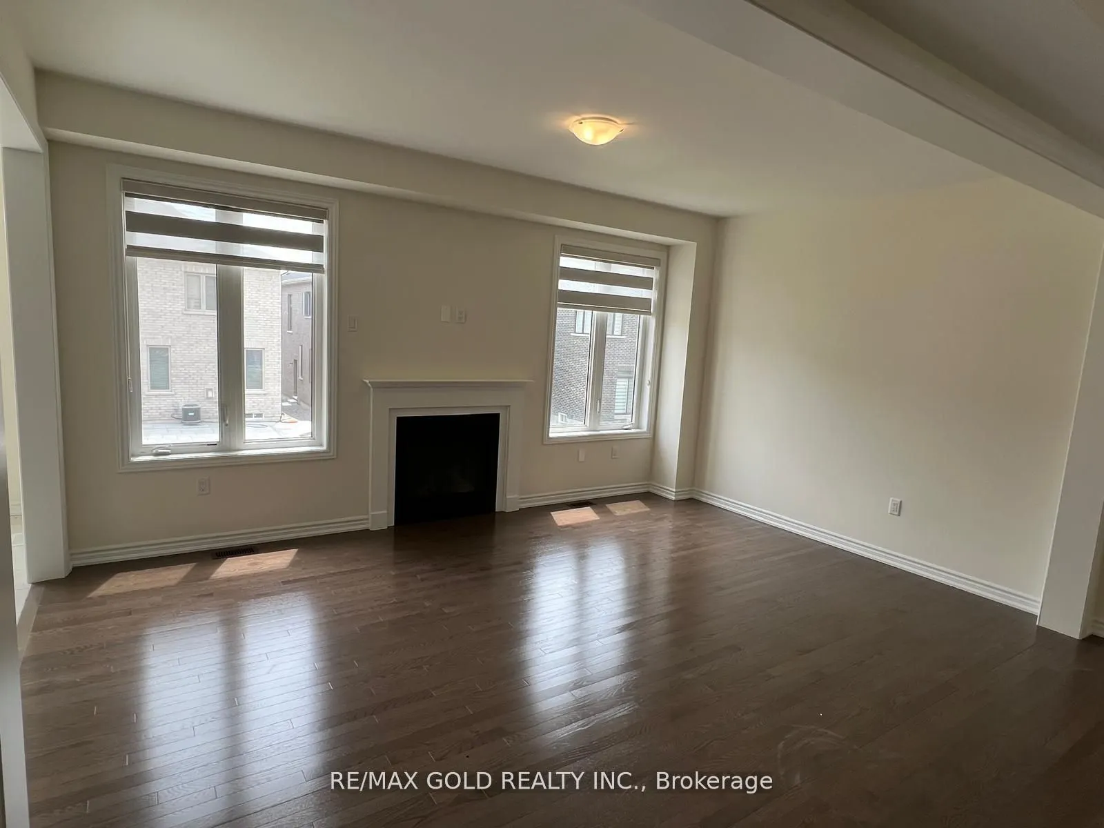 888 Rexton Drive, #Upper