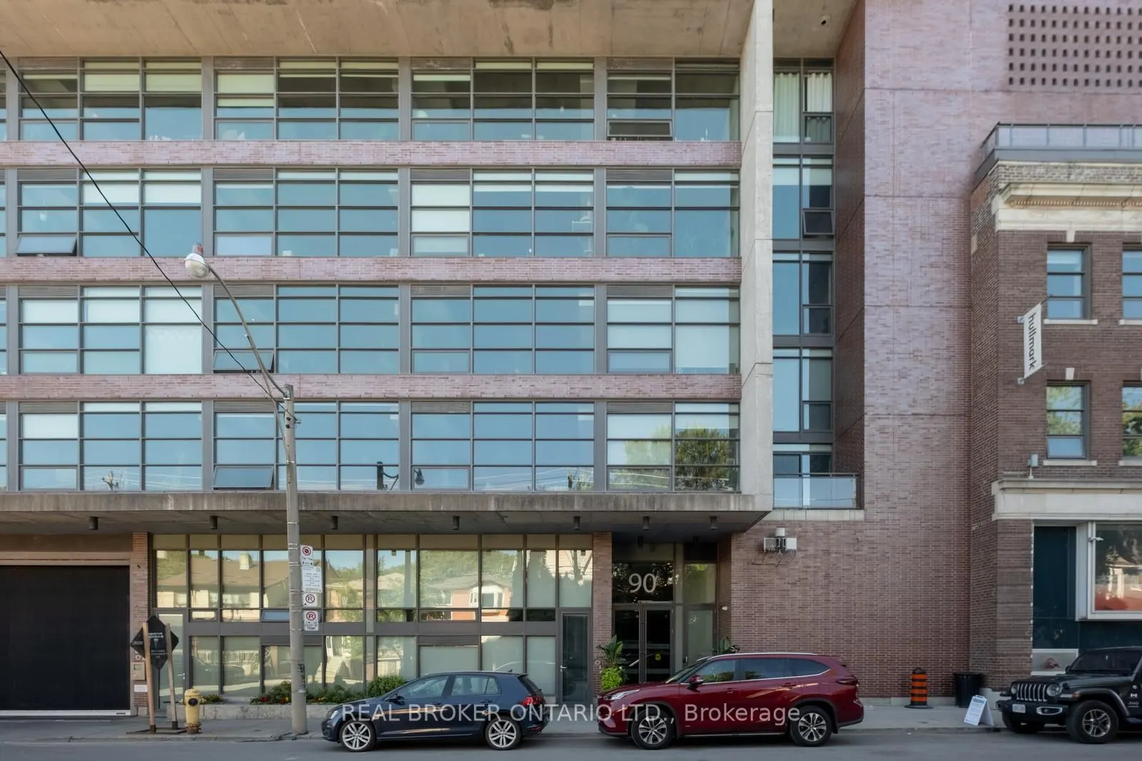 90 Broadview Avenue, #202