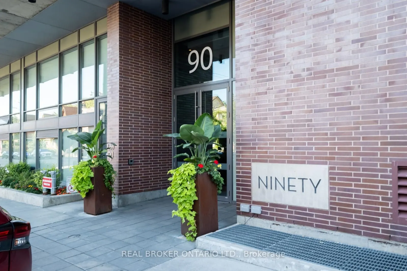 90 Broadview Avenue, #202