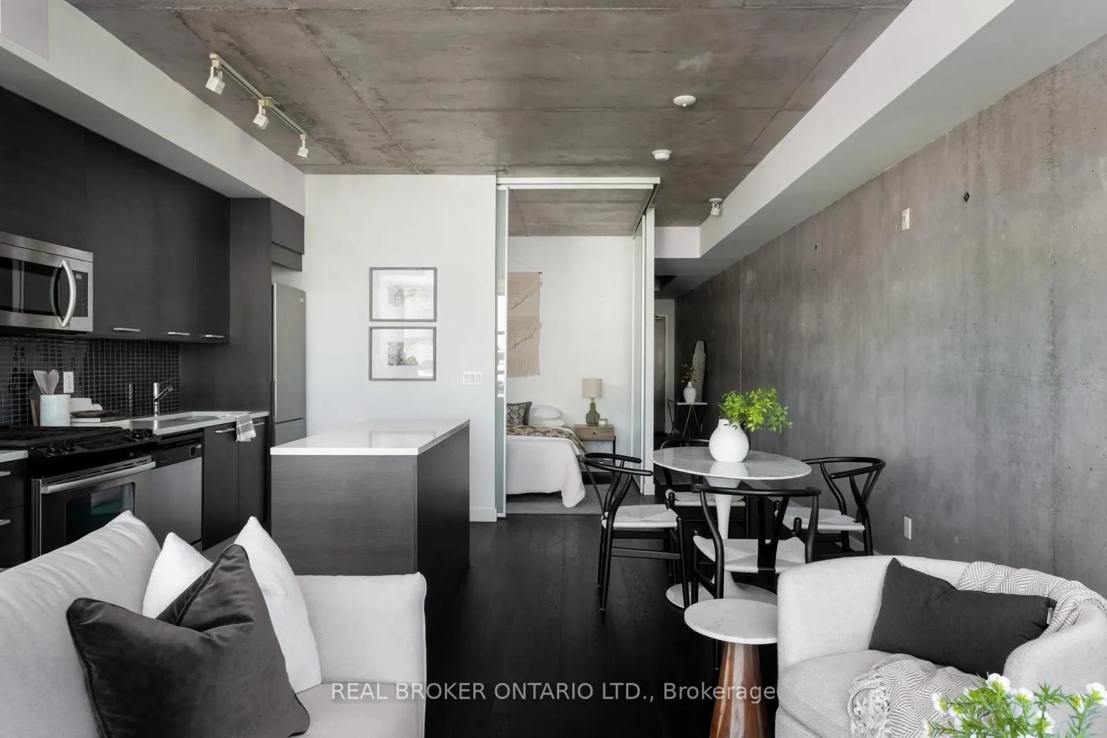90 Broadview Avenue, #202