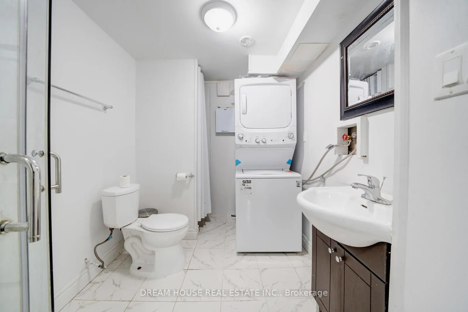 850 Huntingwood Drive, #106