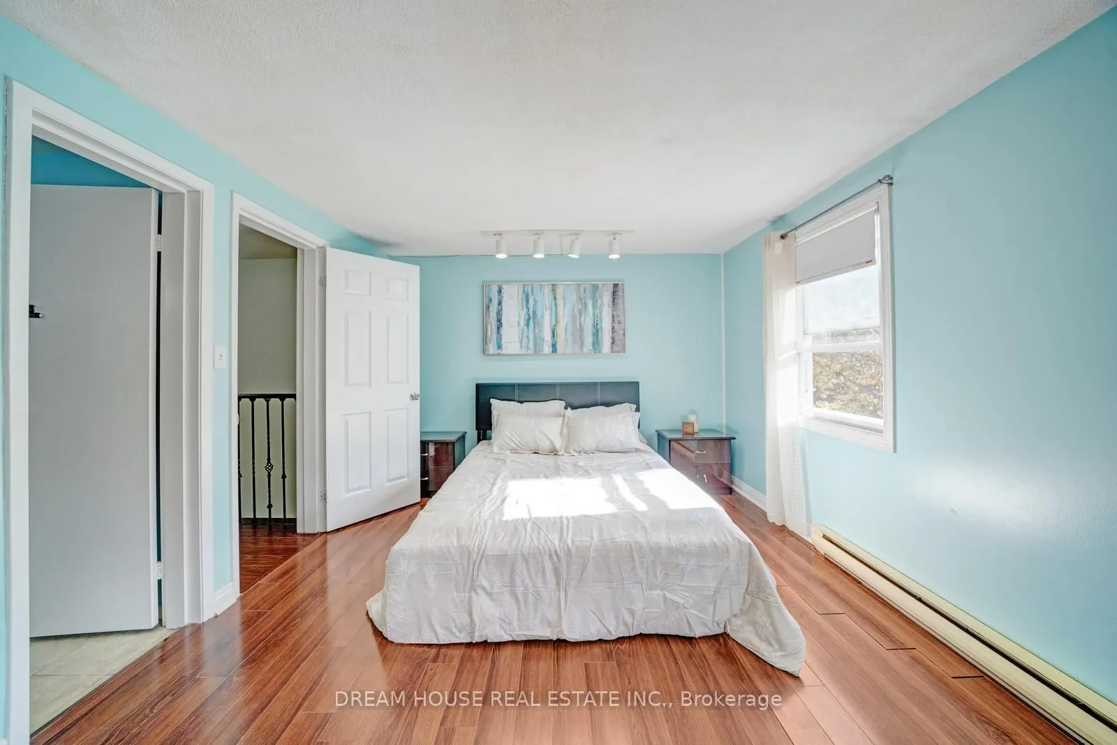 850 Huntingwood Drive, #106