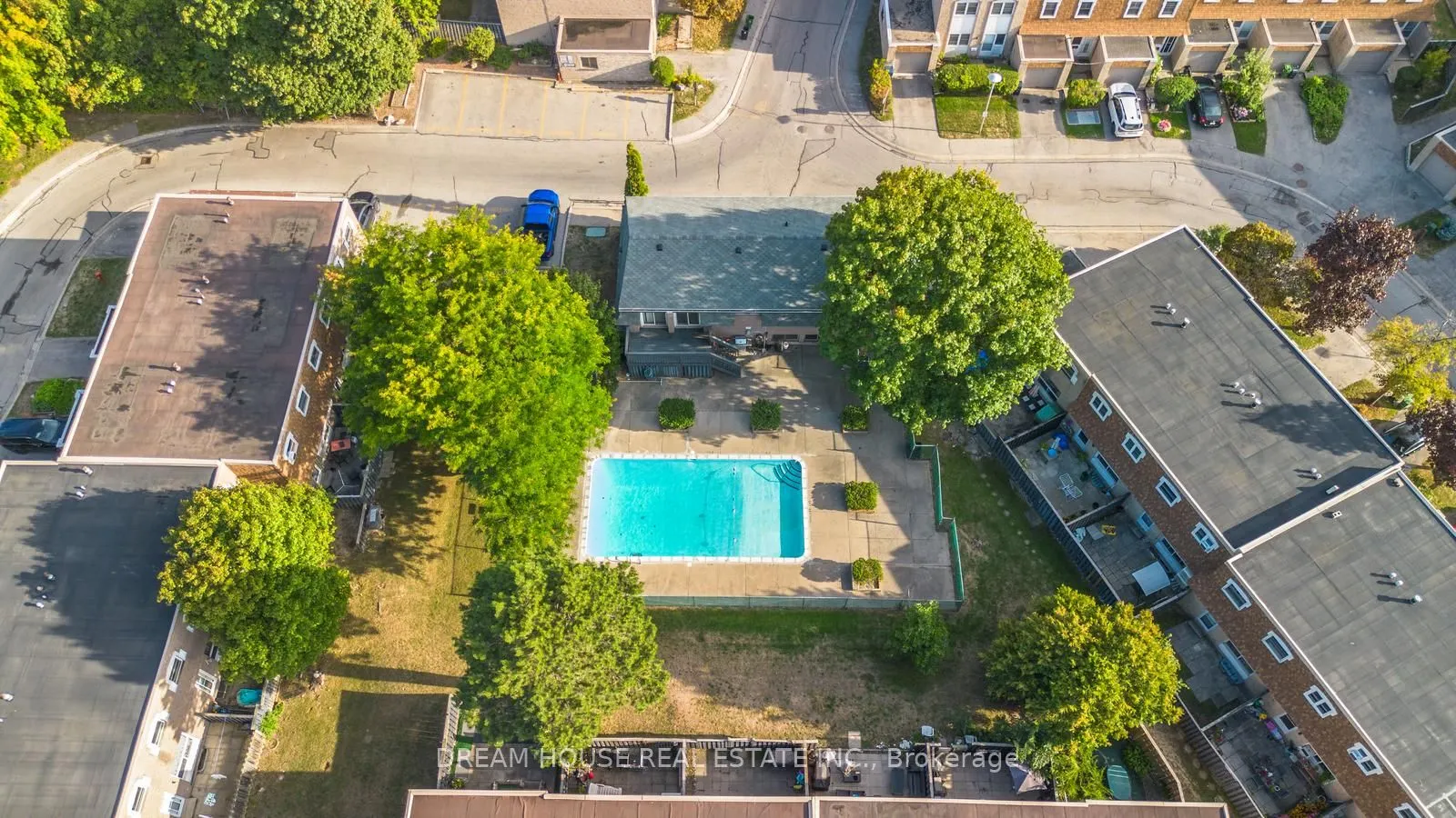 850 Huntingwood Drive, #106