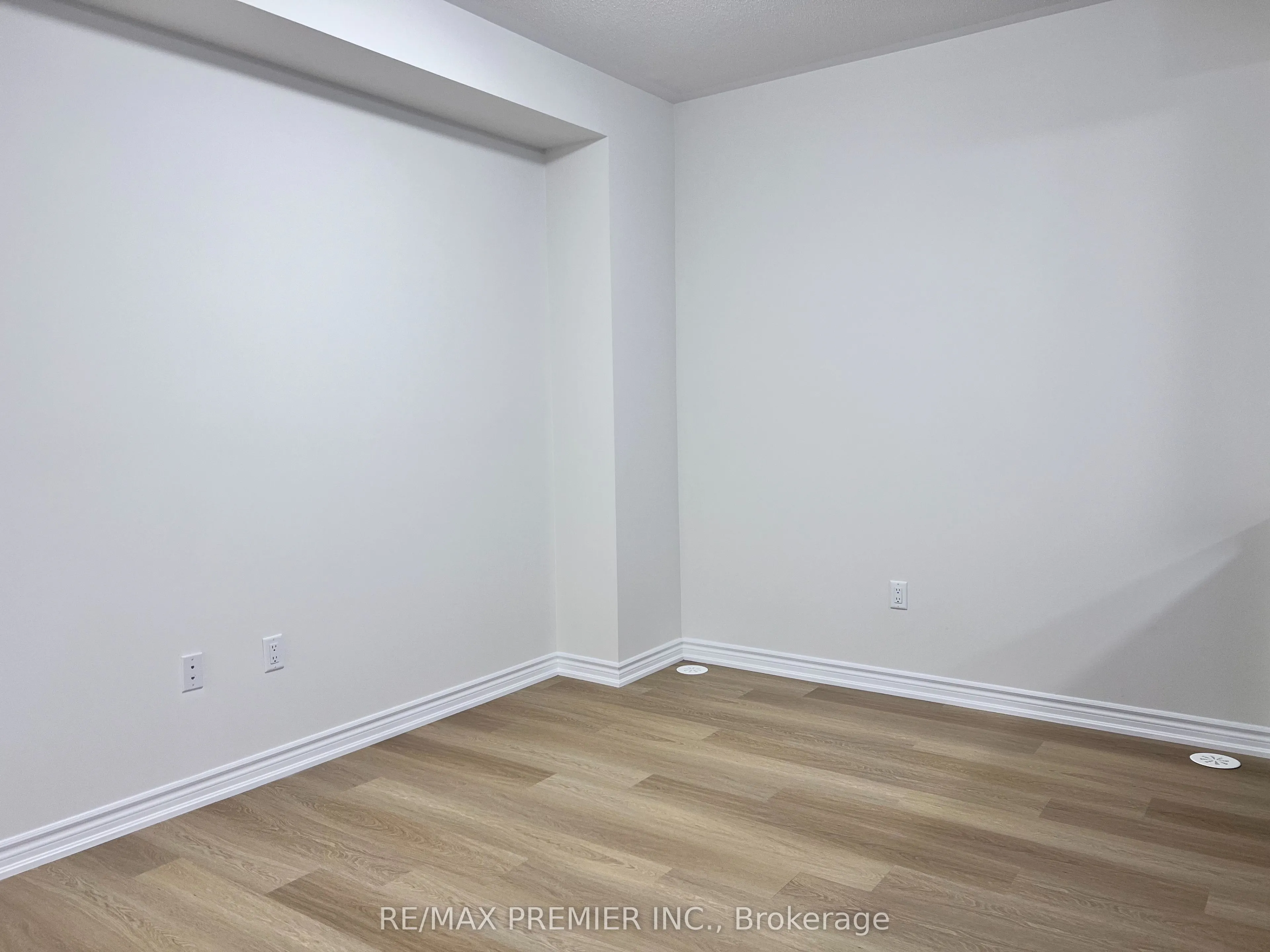 480 Beresford Path, #2
