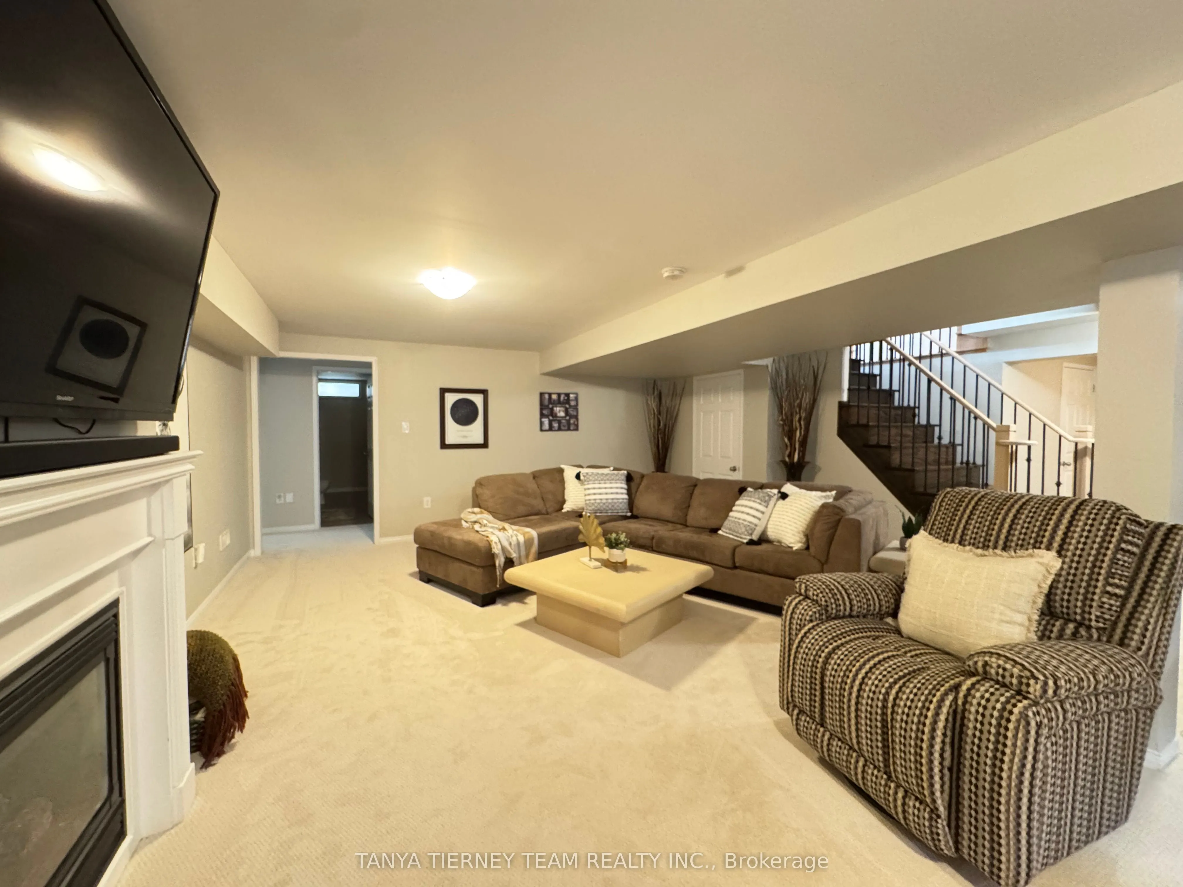 49 Montana Crescent