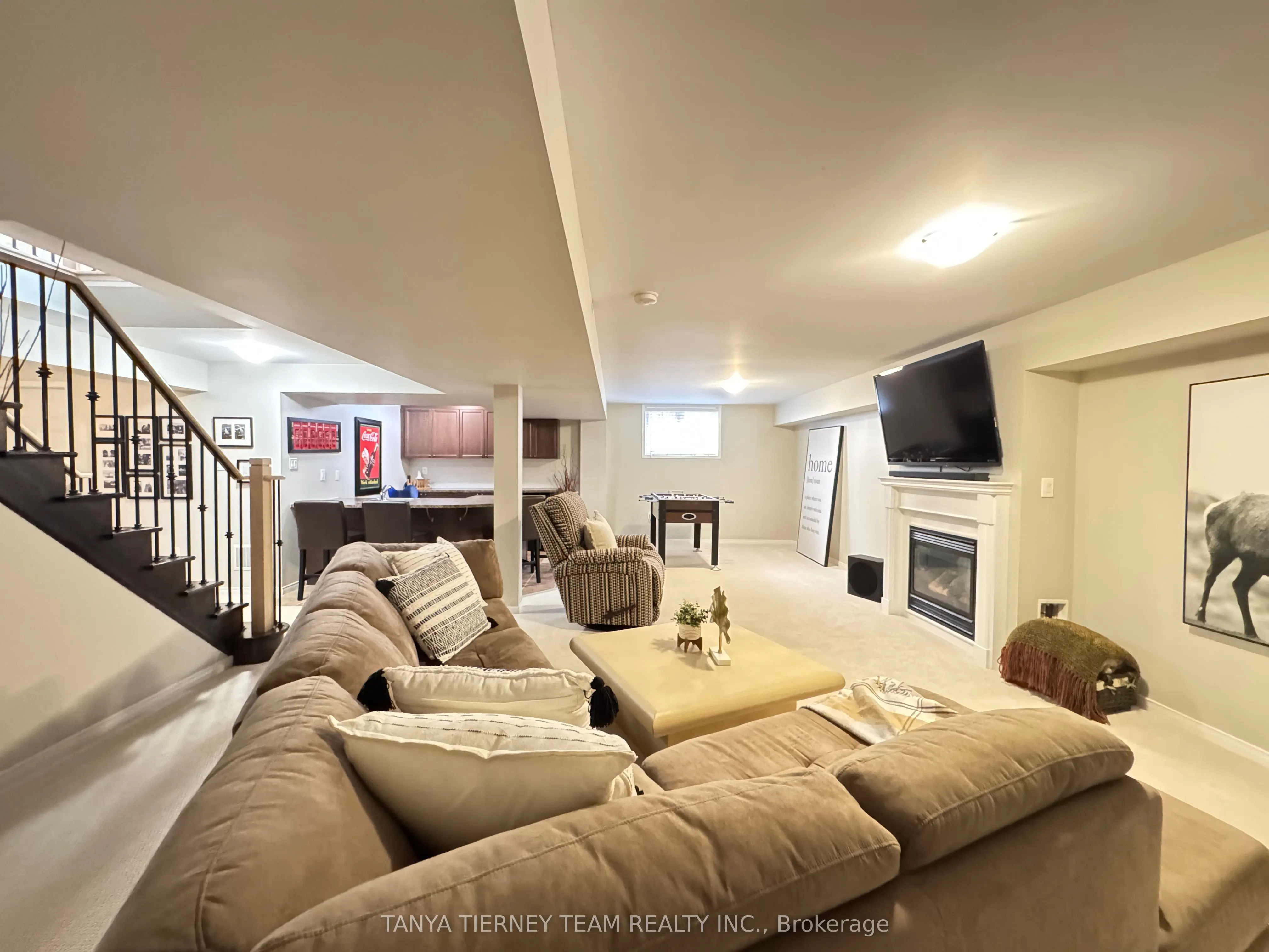 49 Montana Crescent