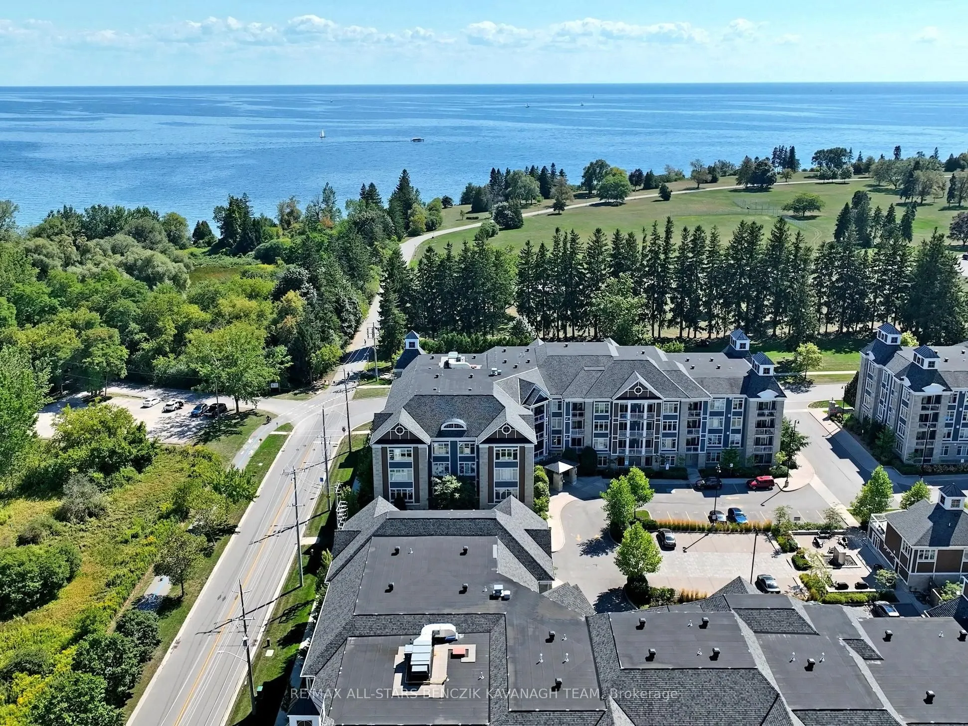 680 Gordon Street, #206
