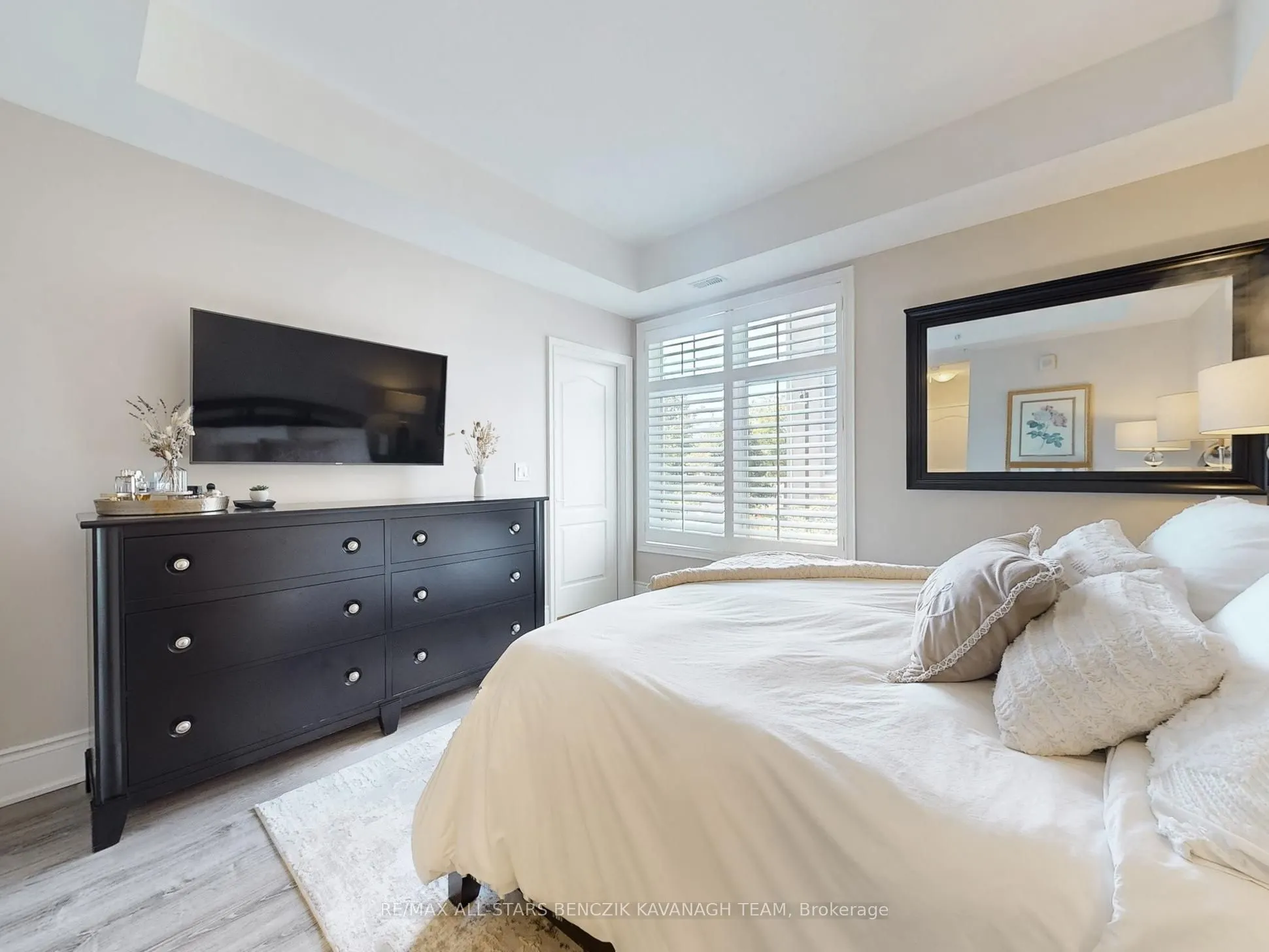 680 Gordon Street, #206